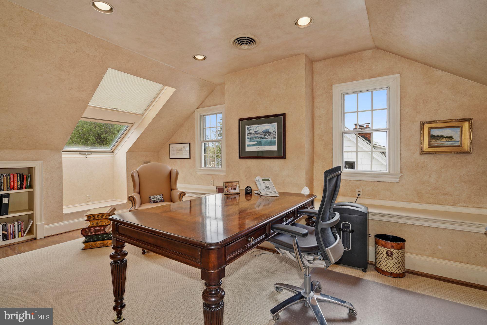 CHEVY CHASE VILLAGE - Residential