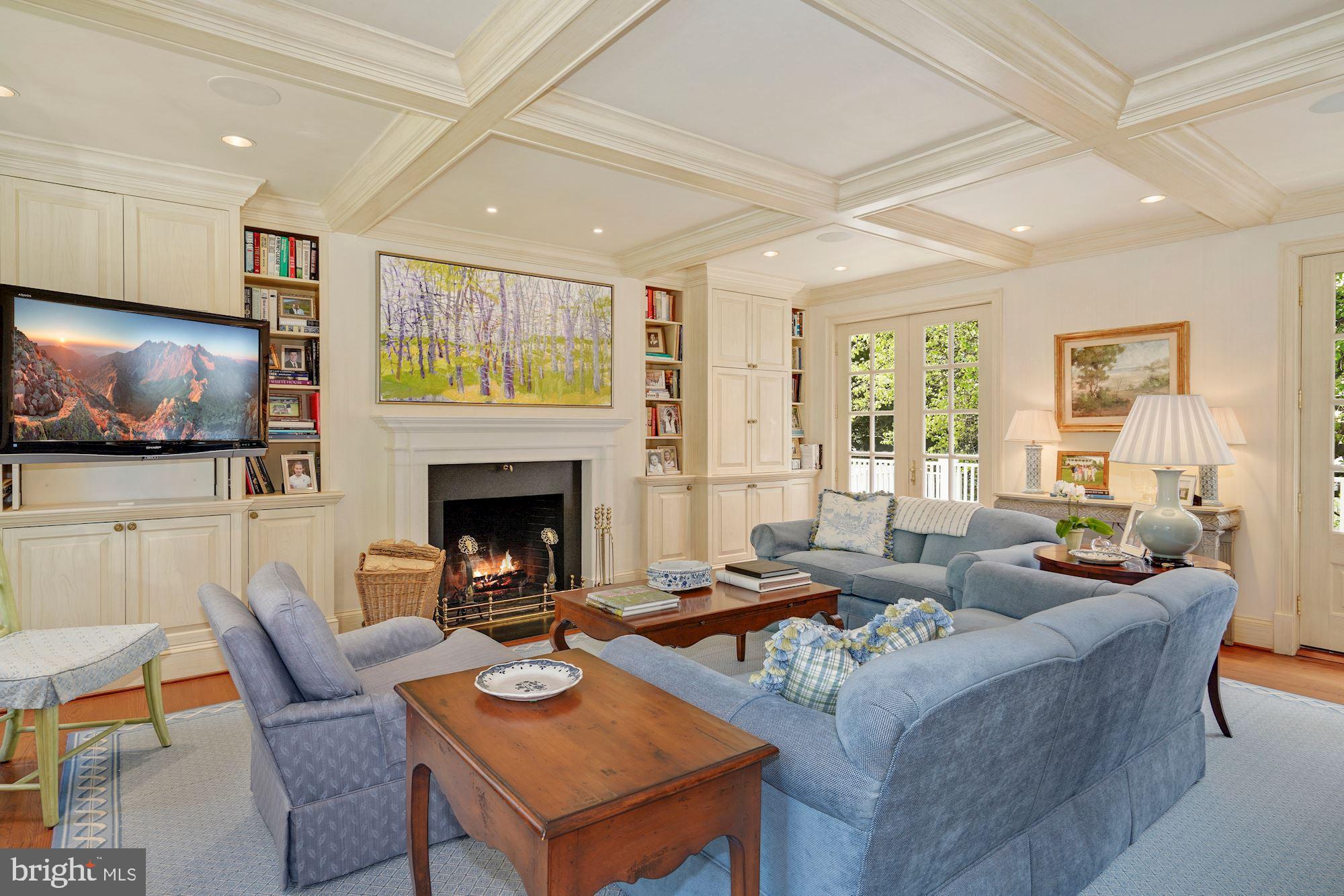 CHEVY CHASE VILLAGE - Residential