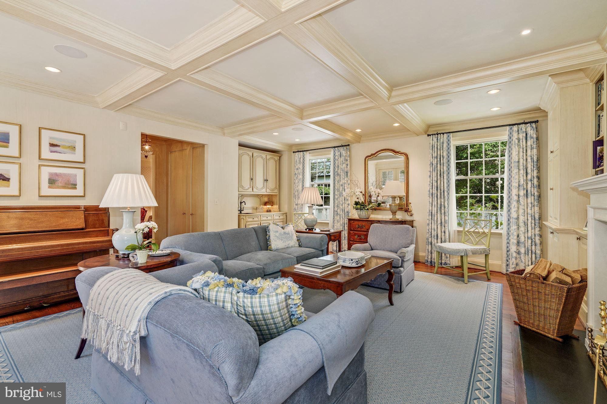 CHEVY CHASE VILLAGE - Residential