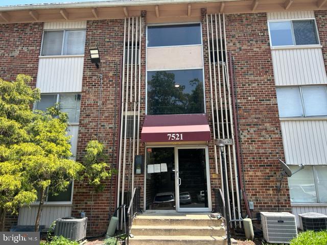 FRENCHMANS CREEK - Residential