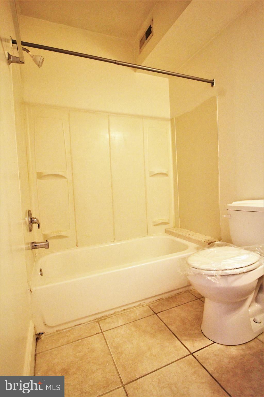 CHARLES VILLAGE - Residential