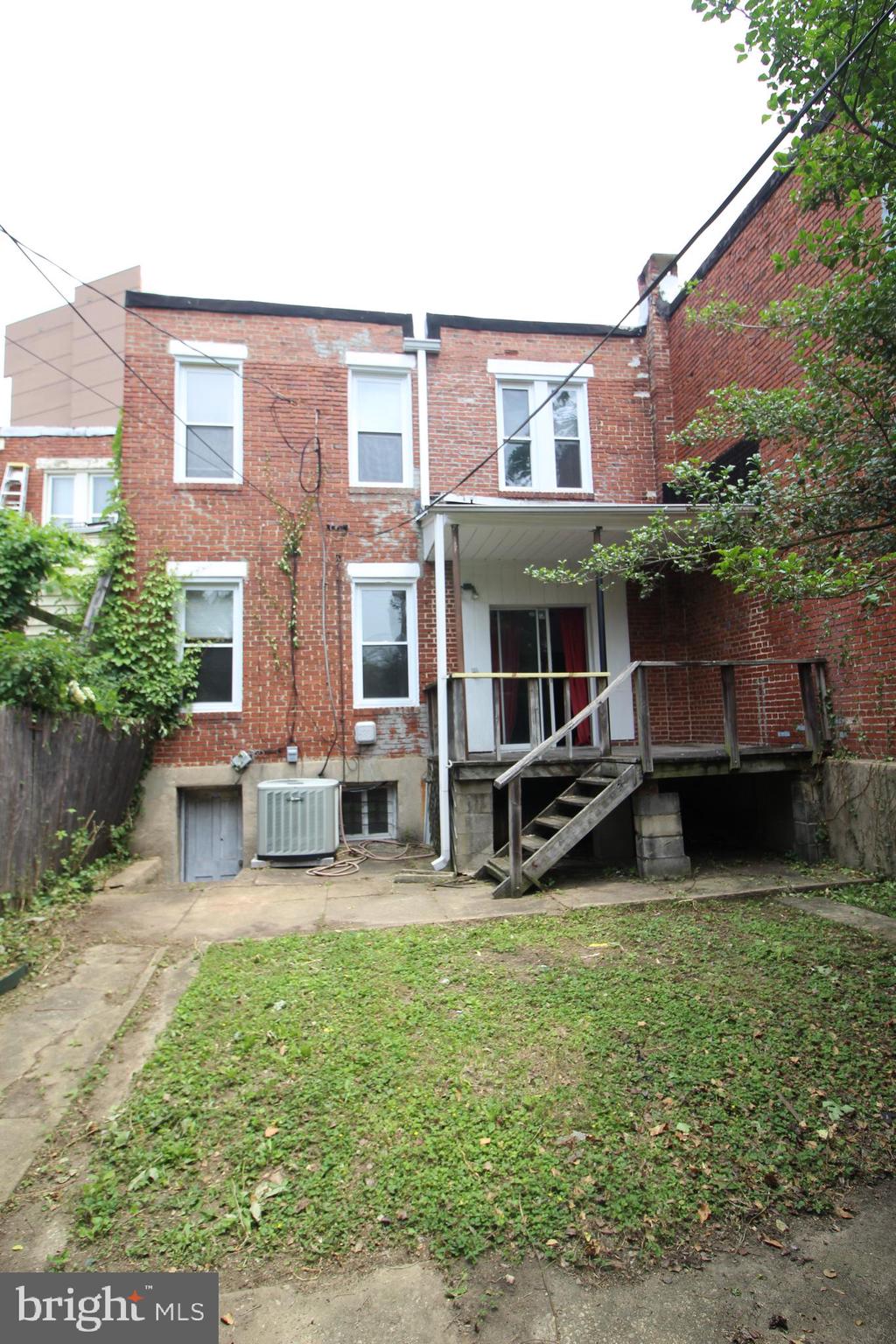 CHARLES VILLAGE - Residential