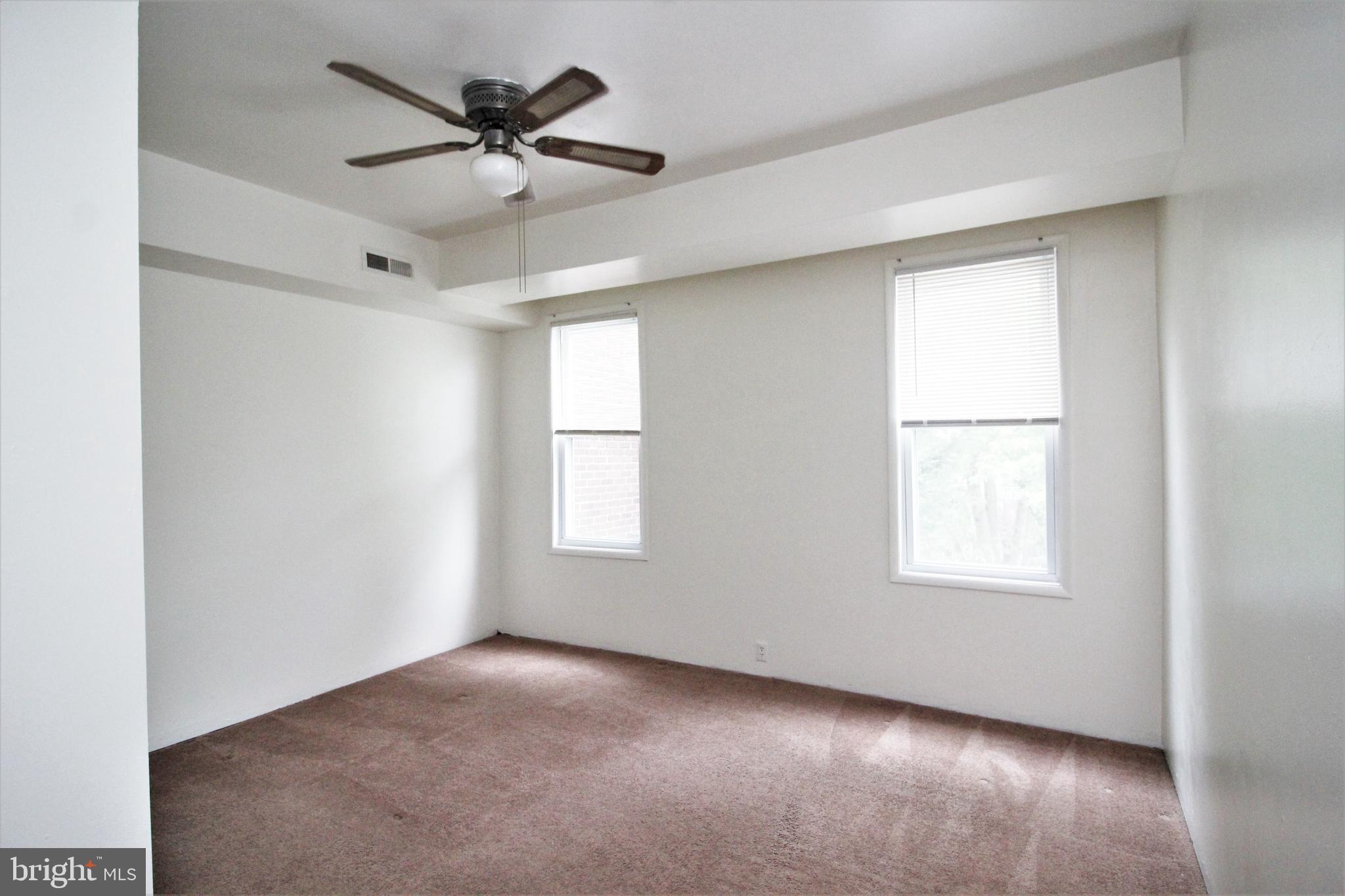 CHARLES VILLAGE - Residential