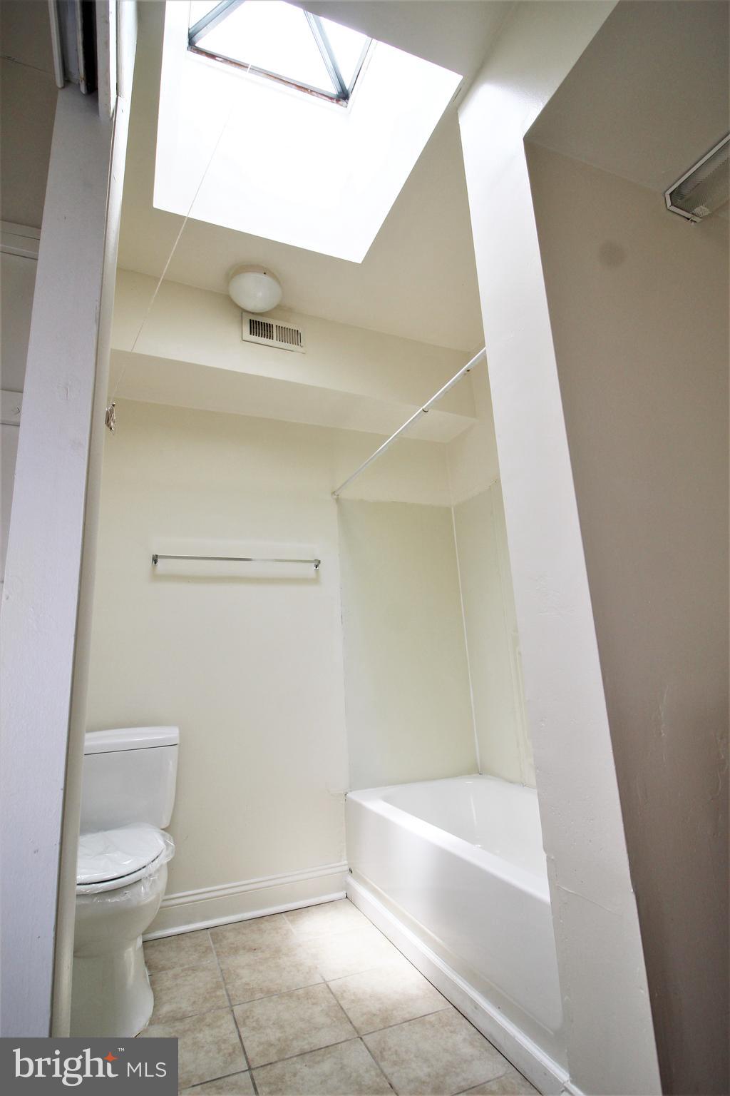 CHARLES VILLAGE - Residential