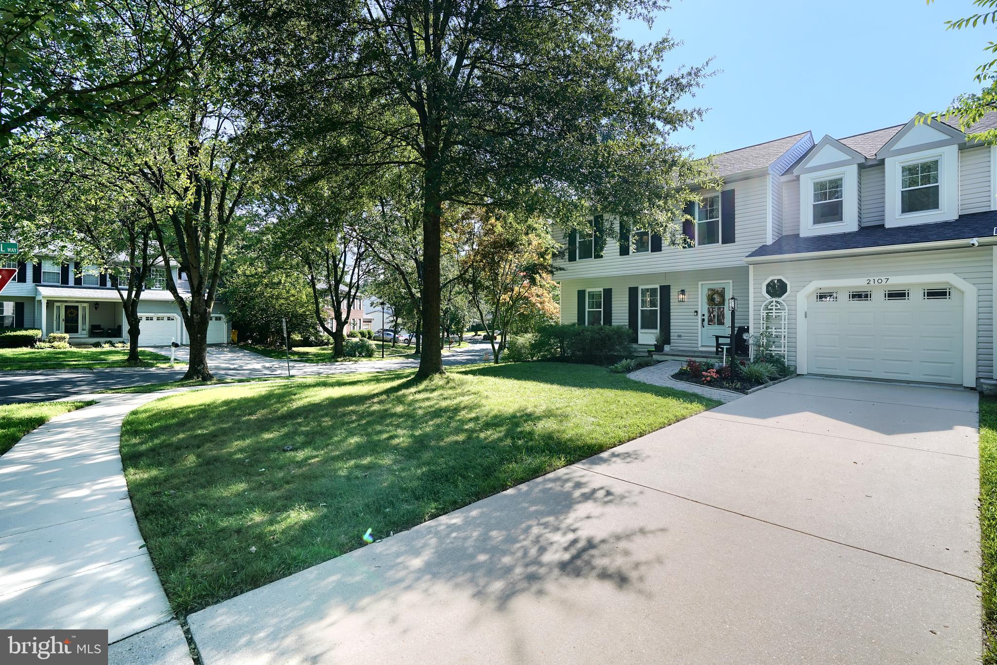 CROFTON HIGHLANDS - Residential