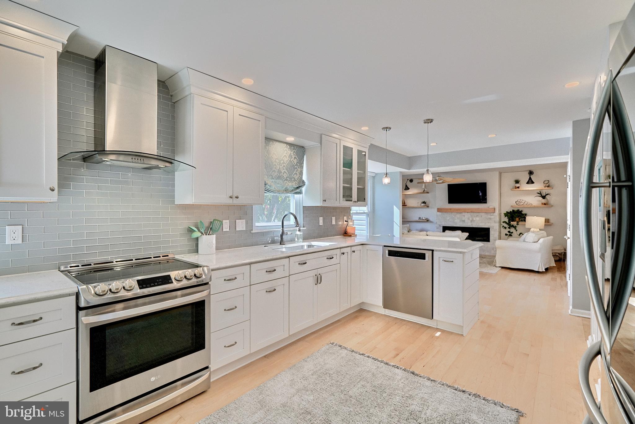 CROFTON HIGHLANDS - Residential