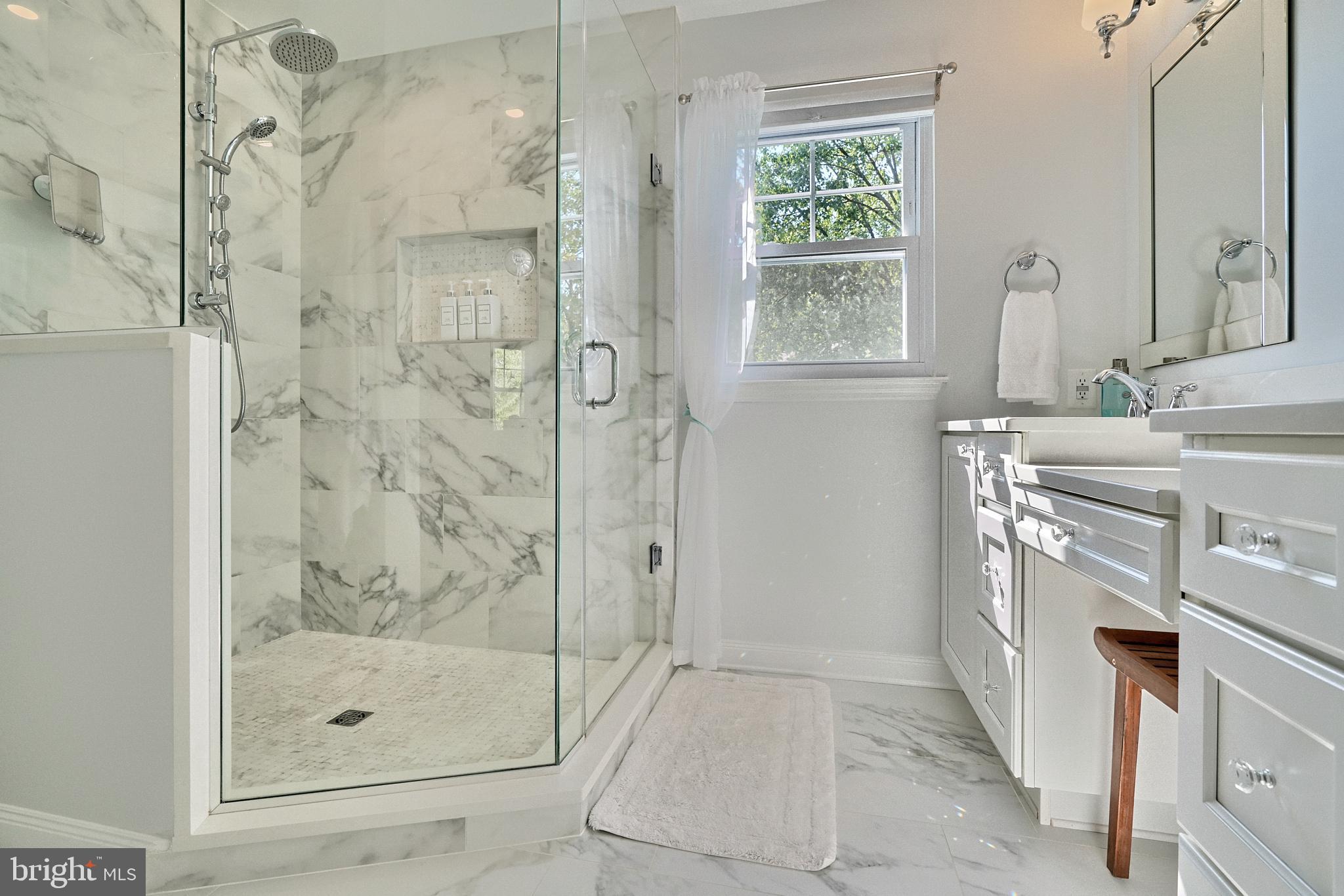 CROFTON HIGHLANDS - Residential