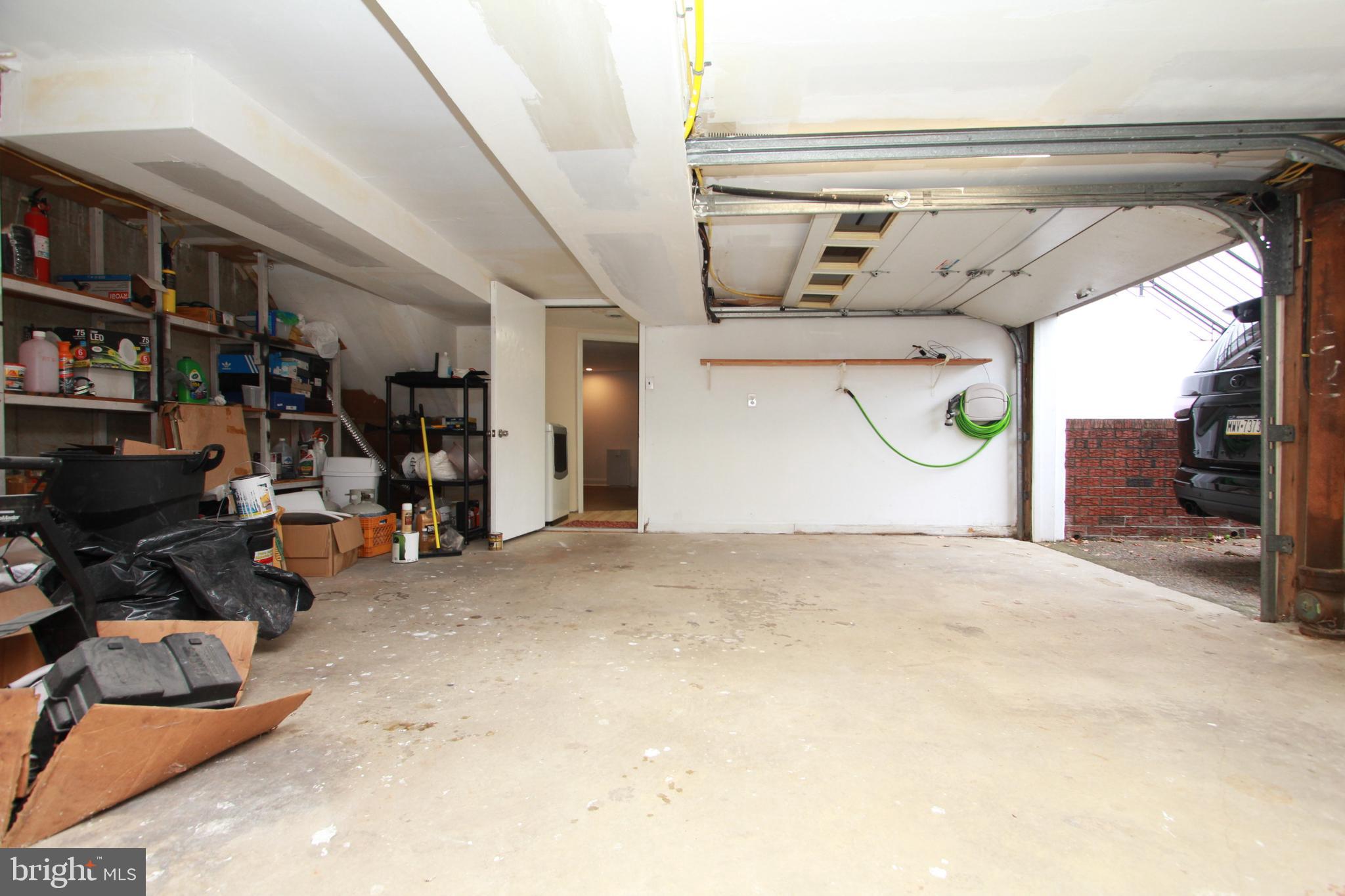 HOLME CIRCLE - Residential