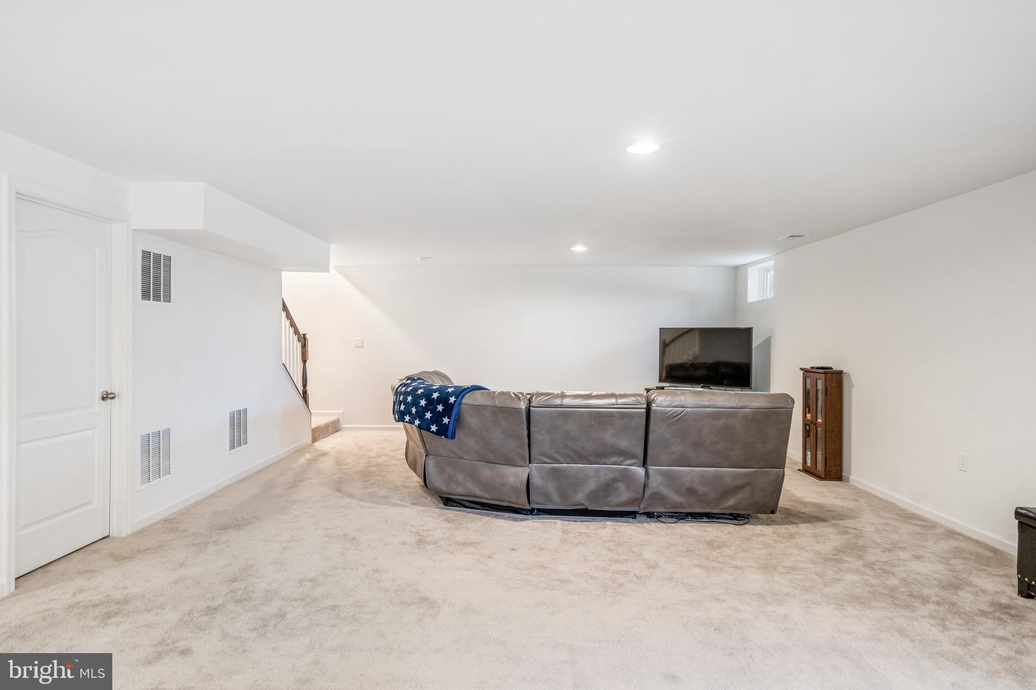 FREEDOM MANOR - Residential