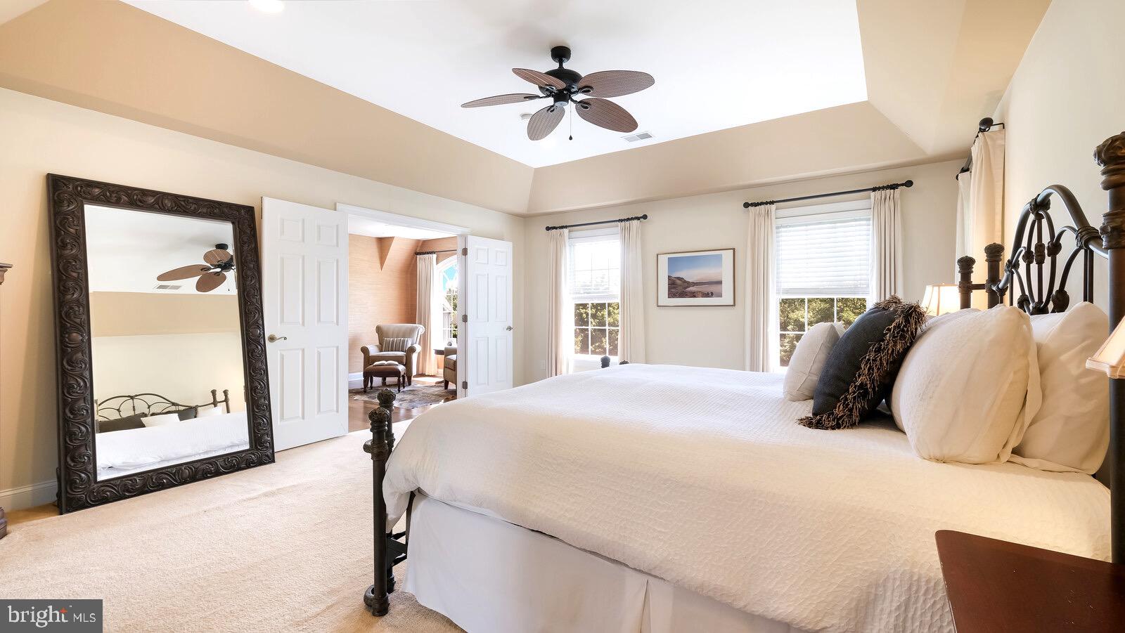 PONDVIEW - Residential