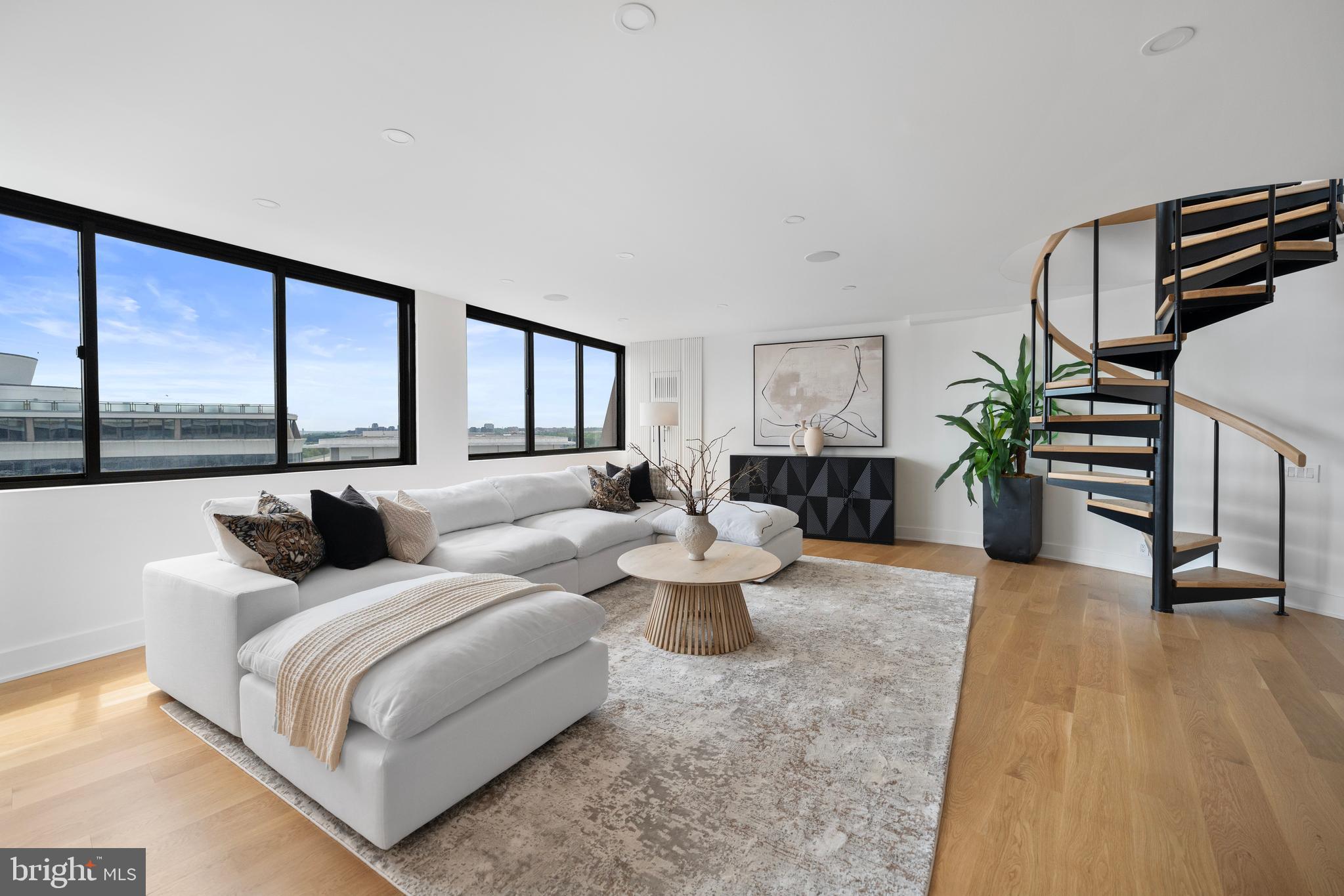FOGGY BOTTOM - Residential