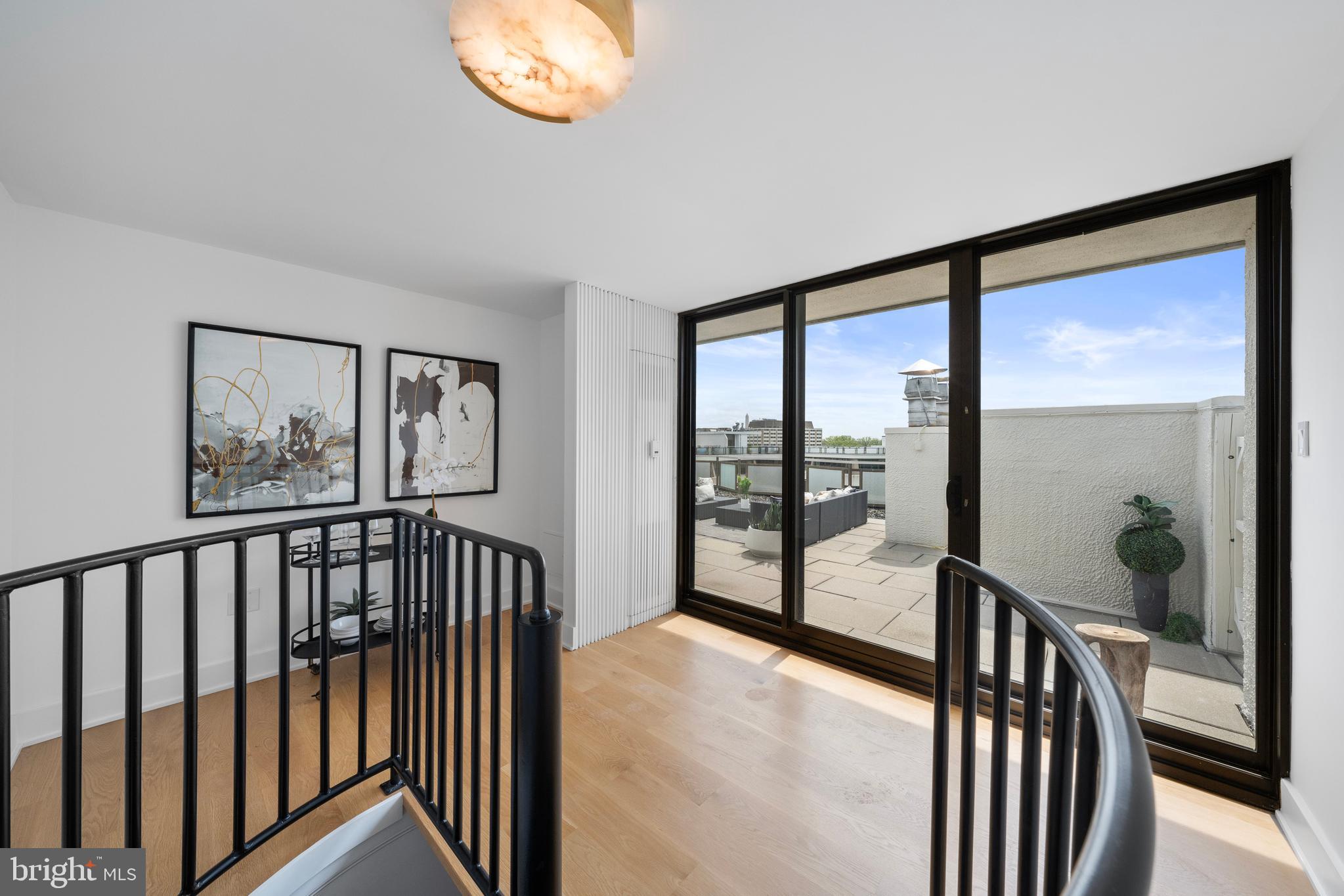 FOGGY BOTTOM - Residential