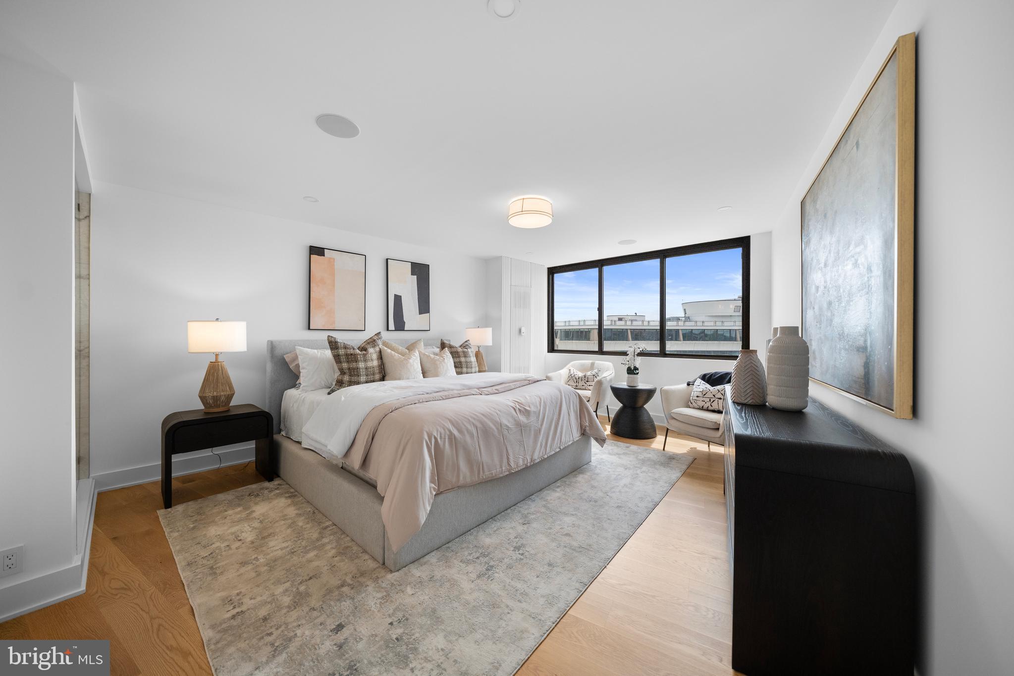 FOGGY BOTTOM - Residential
