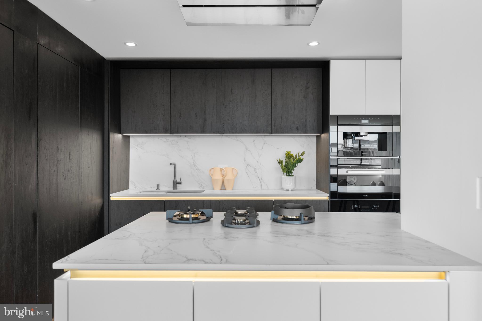 FOGGY BOTTOM - Residential
