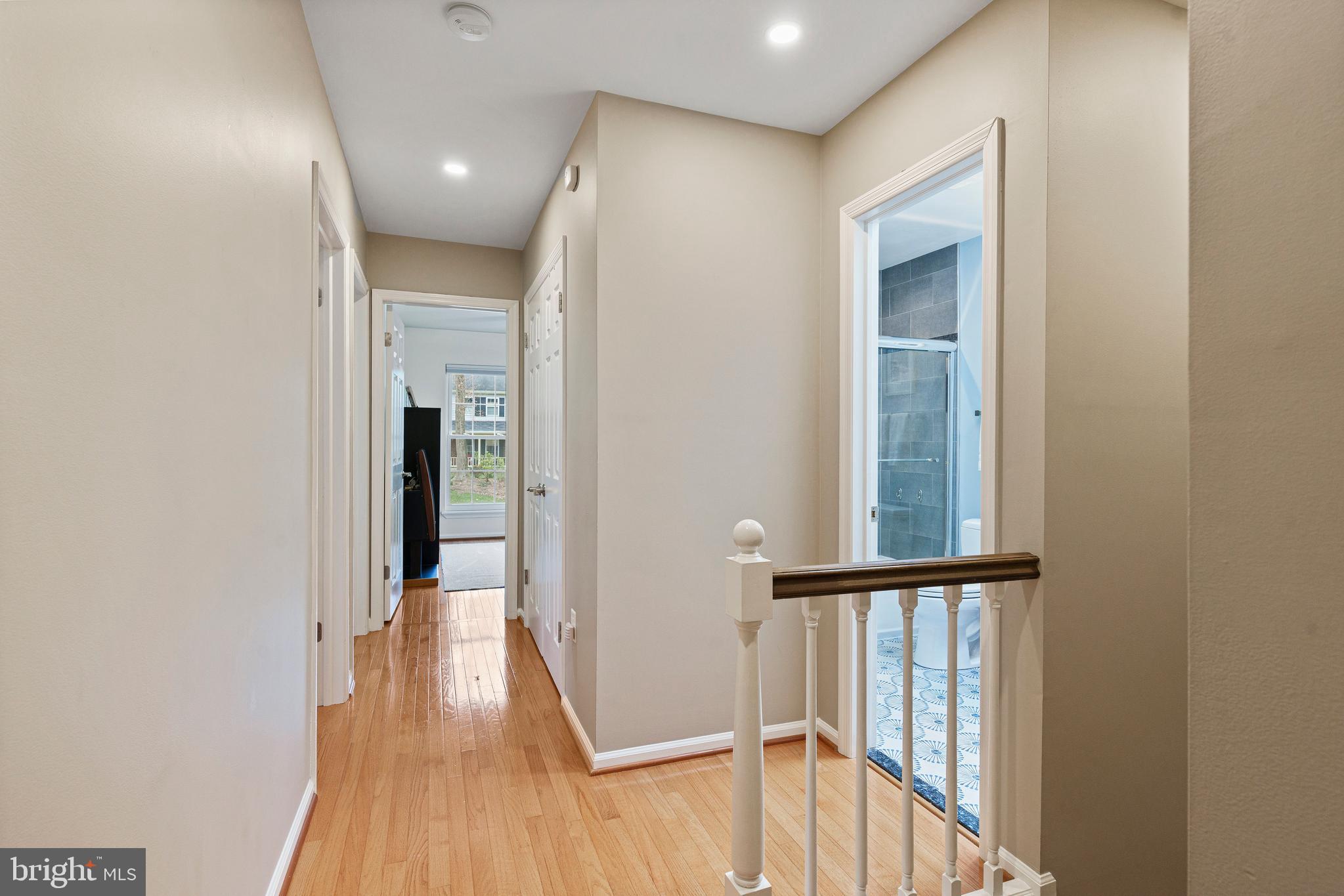 LAKEWOOD HILLS - Residential