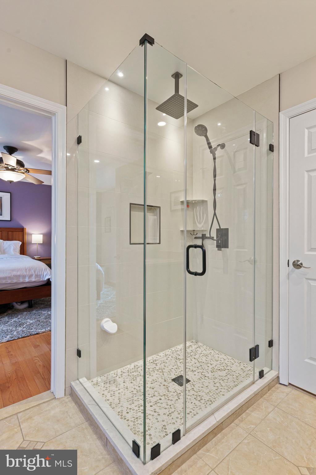 LAKEWOOD HILLS - Residential