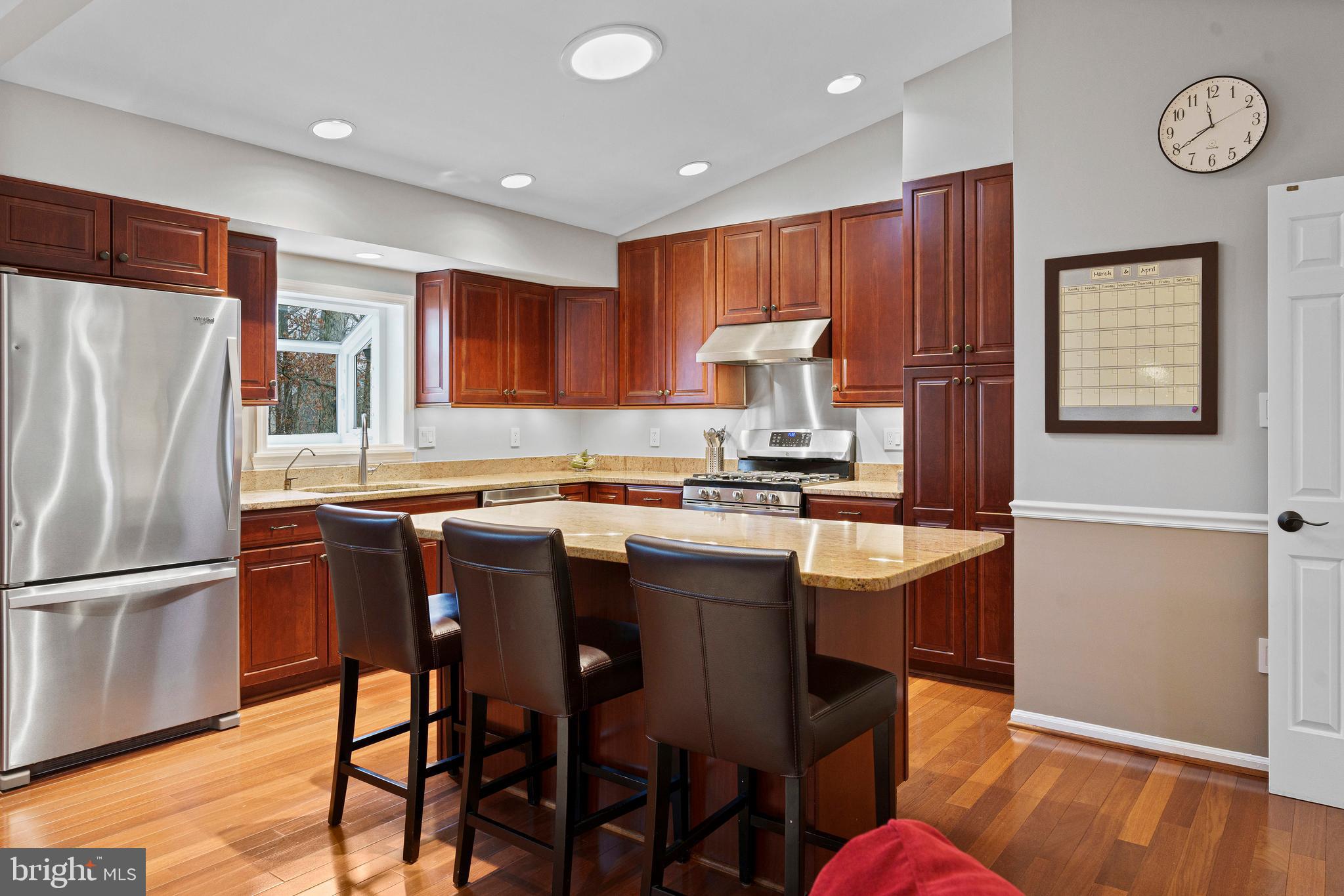 LAKEWOOD HILLS - Residential