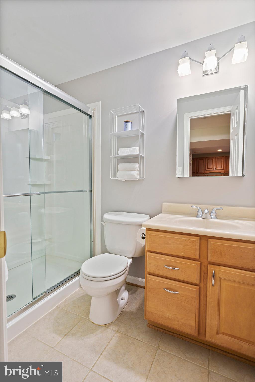 LAKEWOOD HILLS - Residential