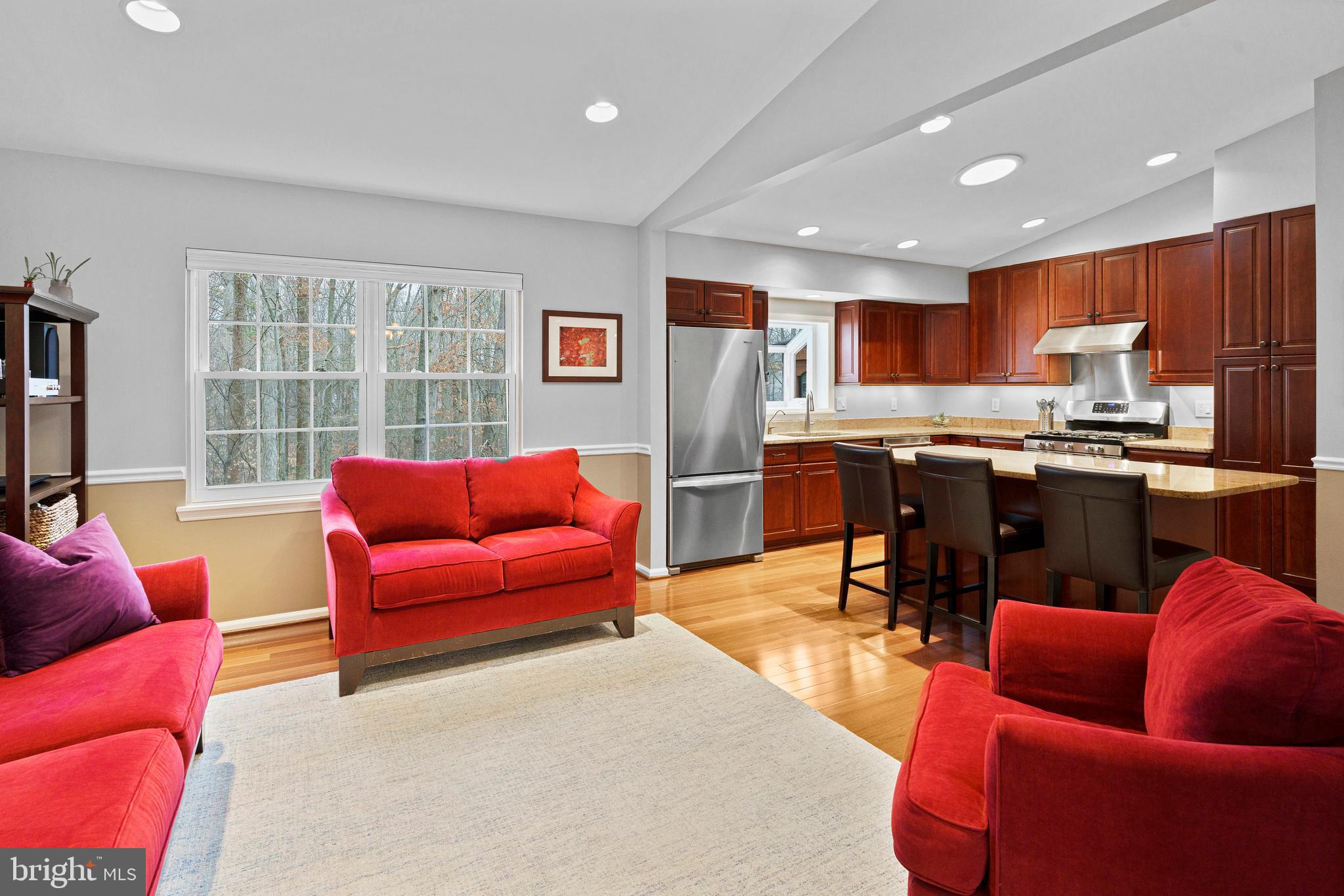 LAKEWOOD HILLS - Residential