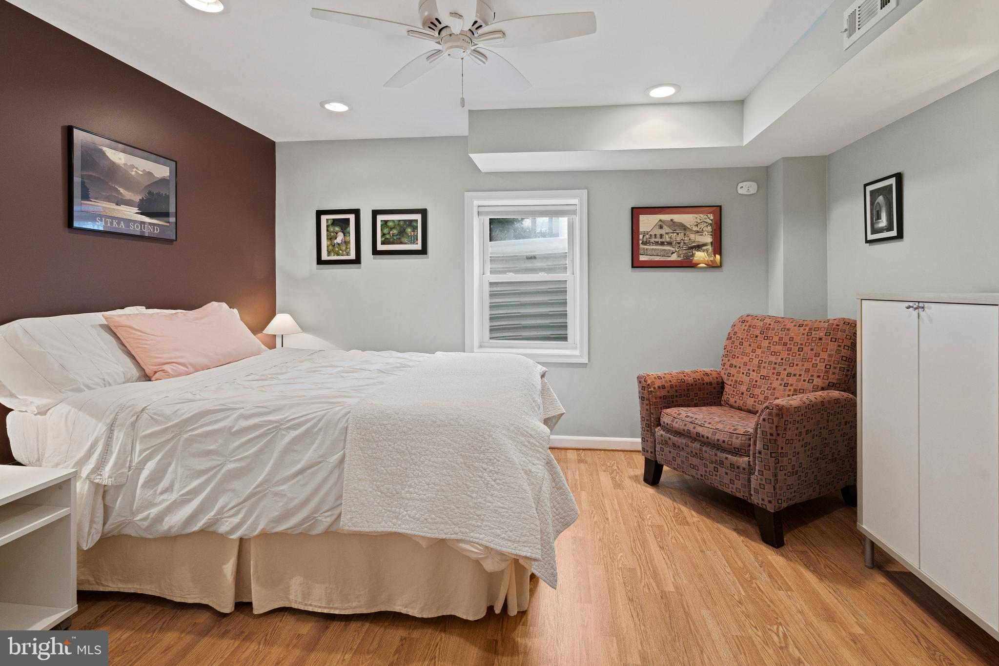 LAKEWOOD HILLS - Residential