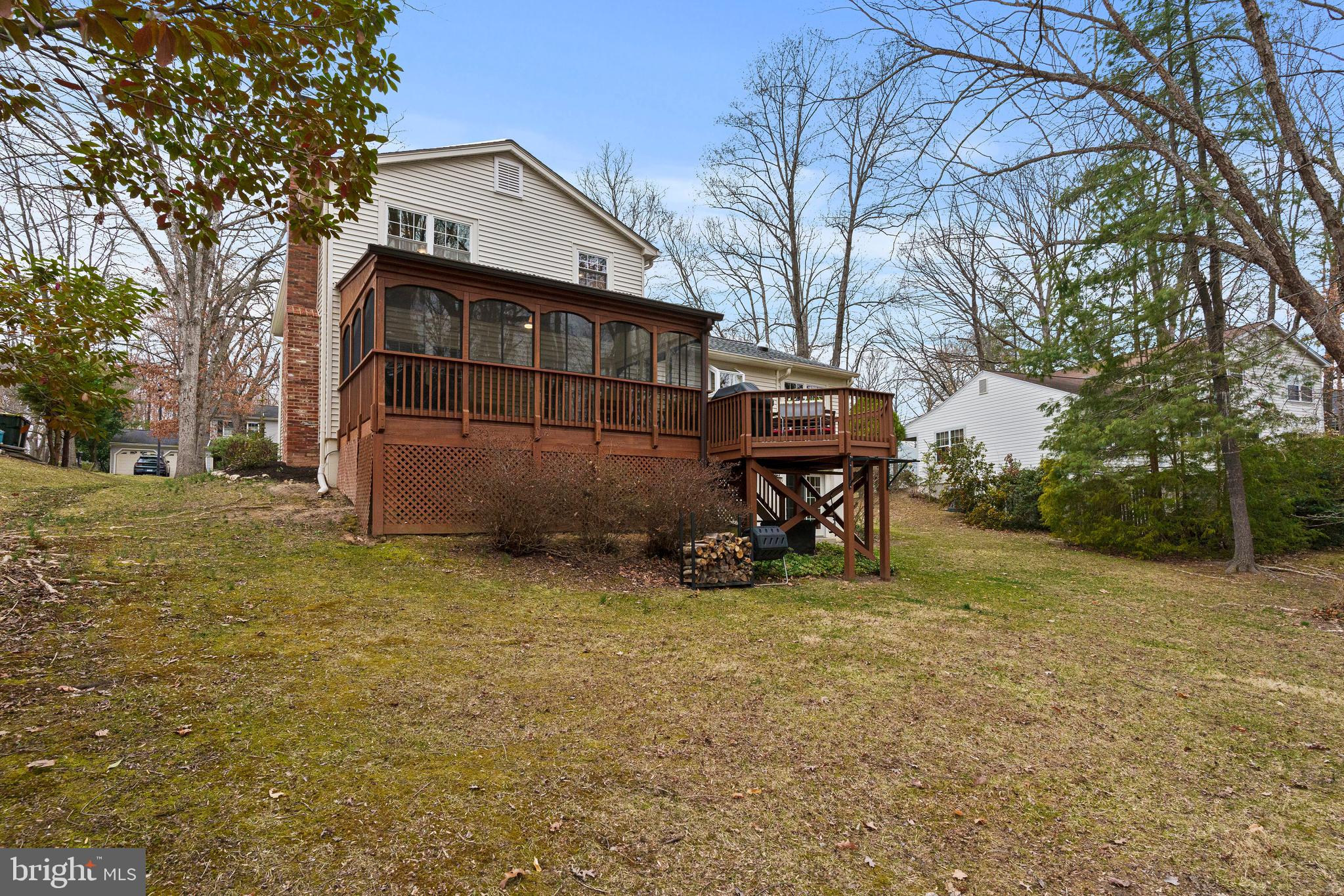 LAKEWOOD HILLS - Residential