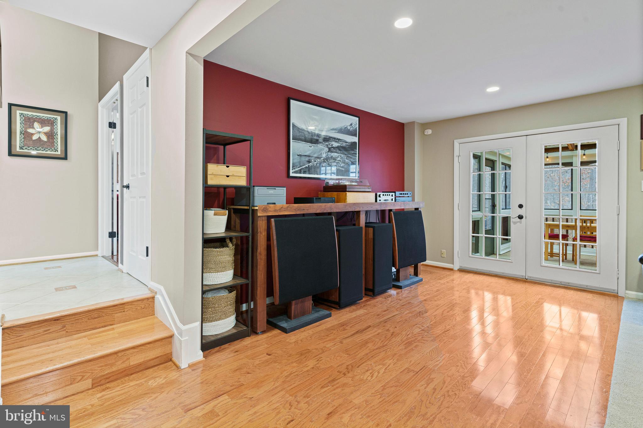 LAKEWOOD HILLS - Residential