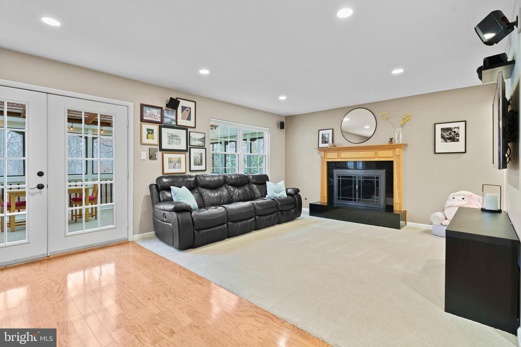 LAKEWOOD HILLS - Residential