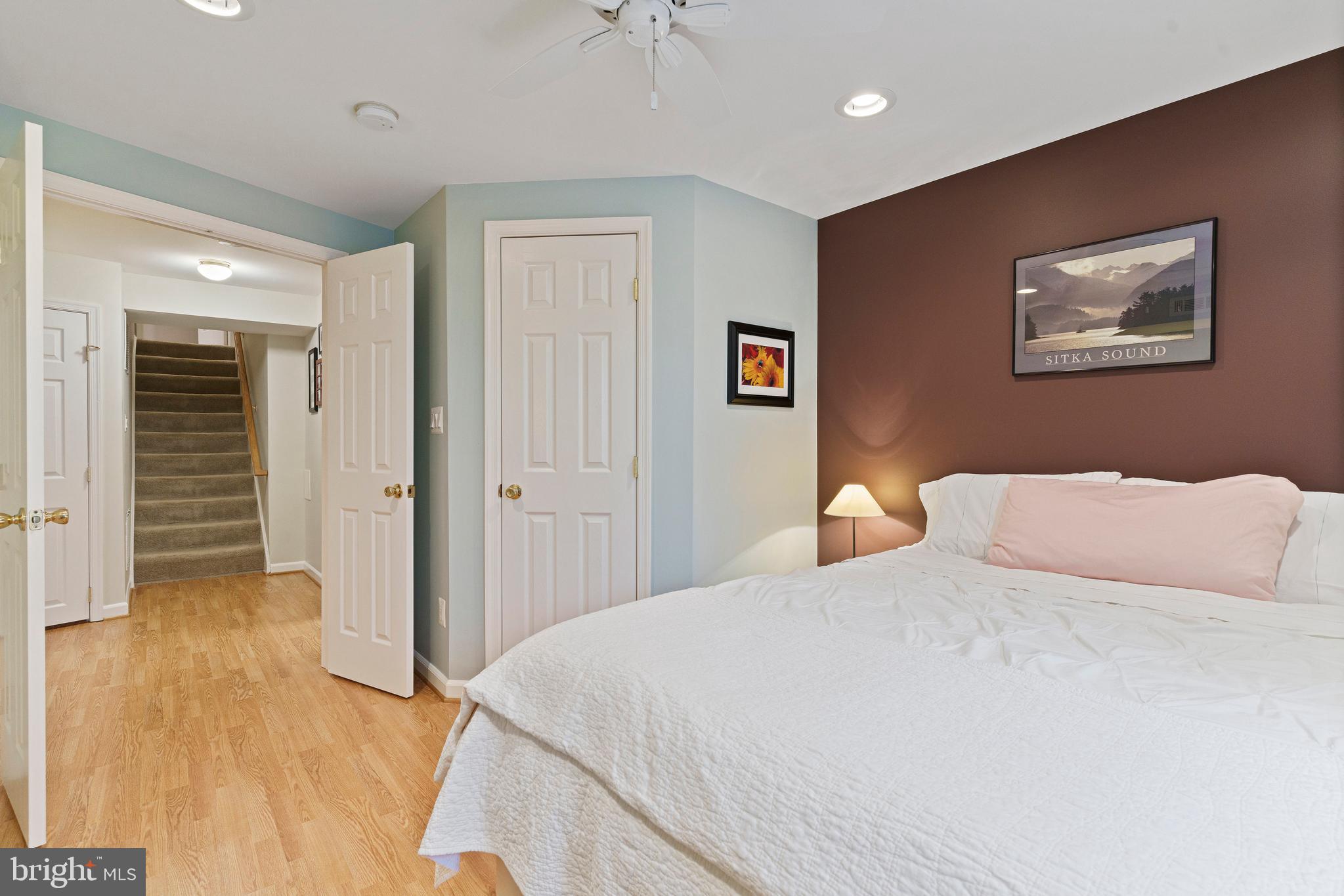 LAKEWOOD HILLS - Residential