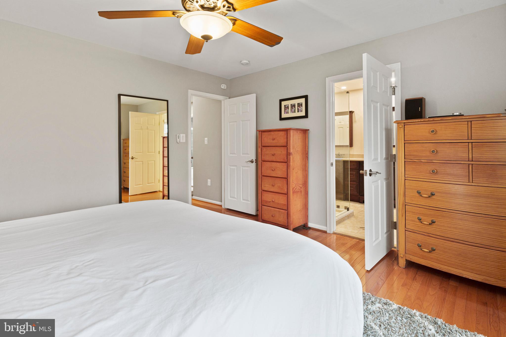 LAKEWOOD HILLS - Residential