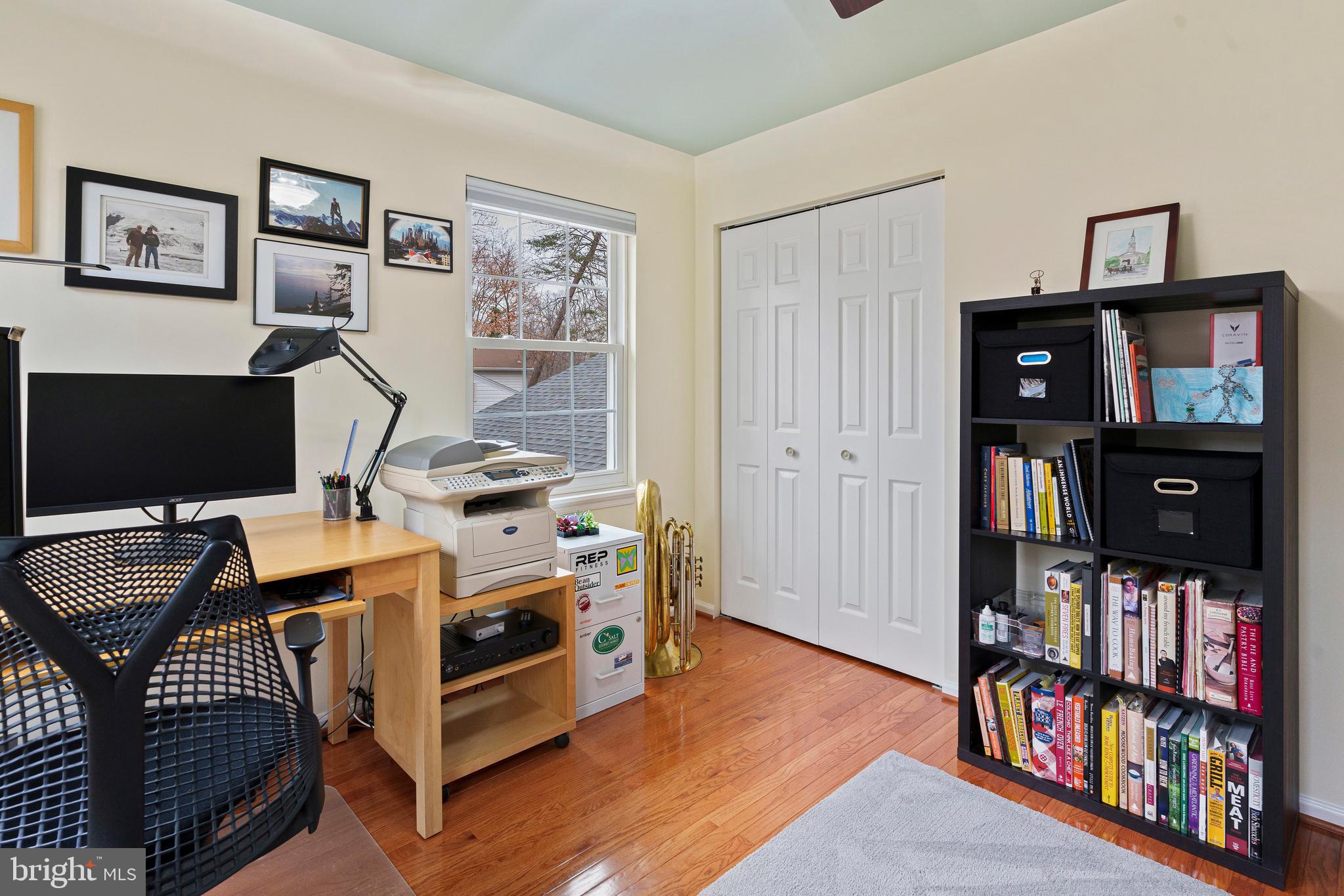 LAKEWOOD HILLS - Residential