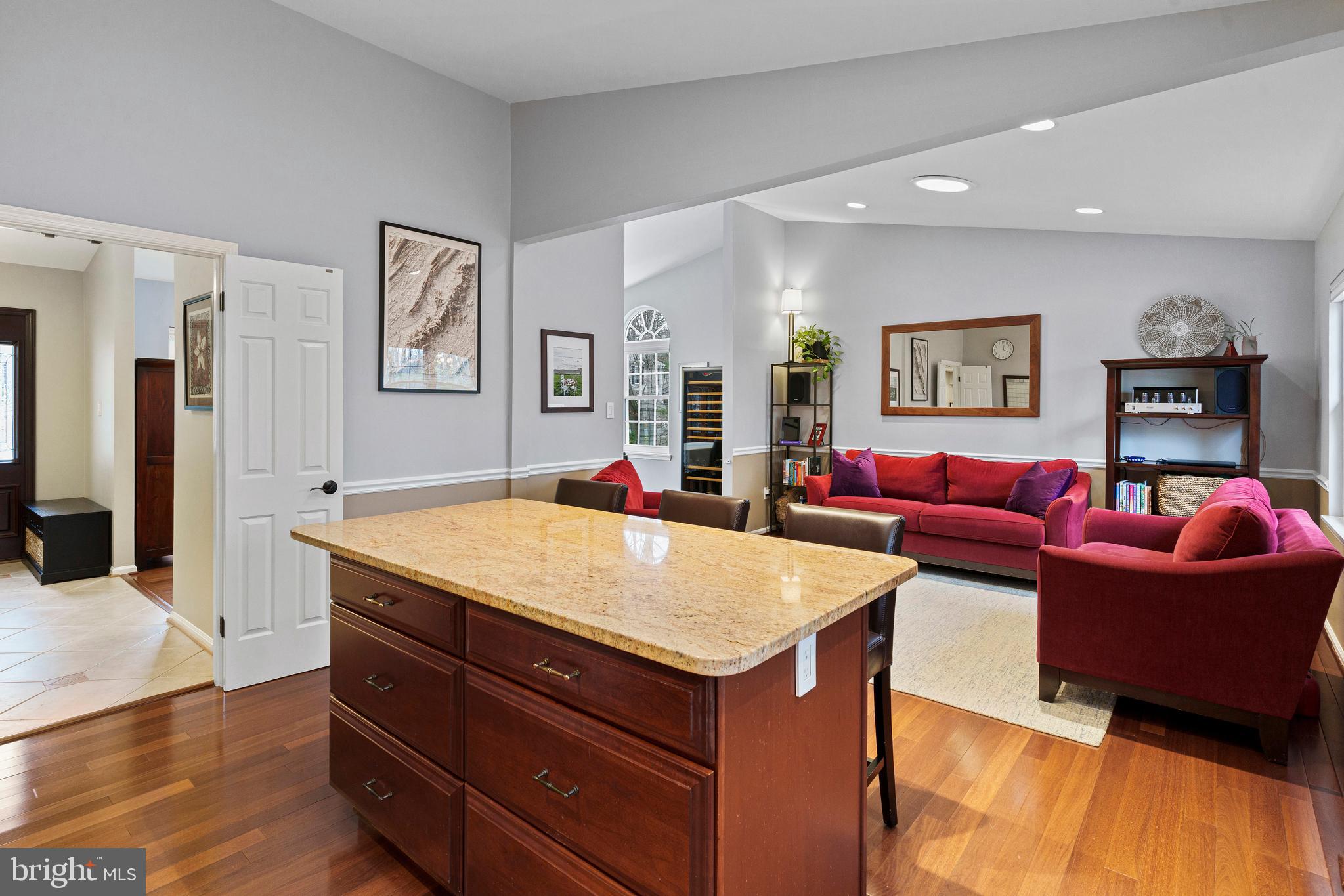 LAKEWOOD HILLS - Residential