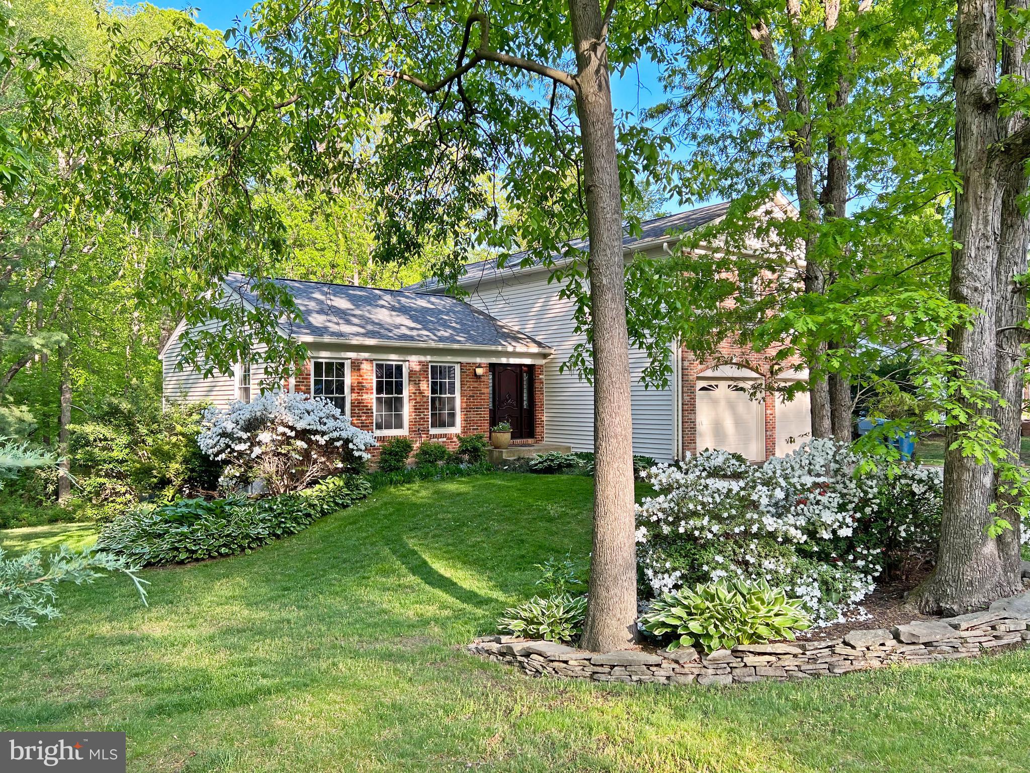 LAKEWOOD HILLS - Residential