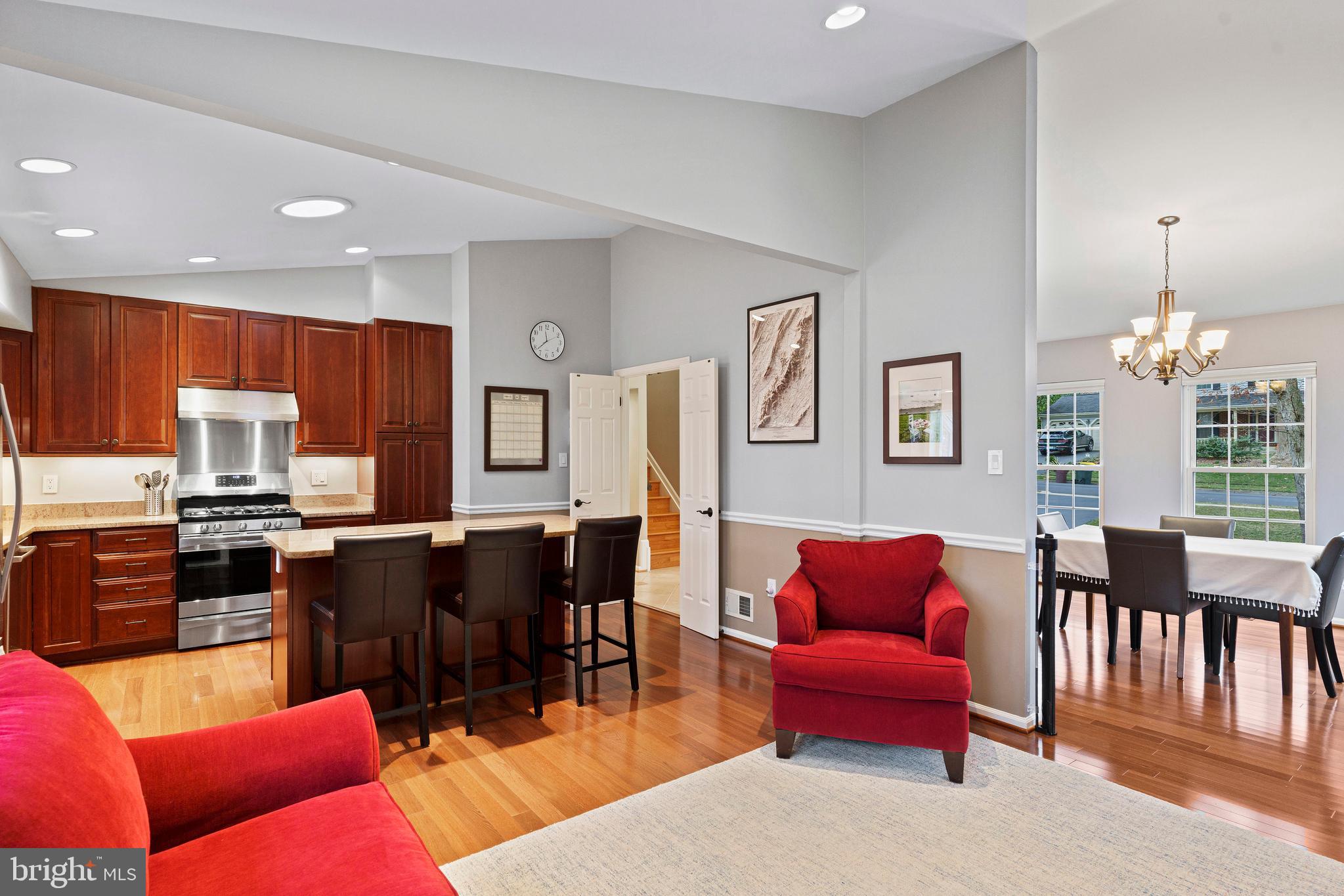 LAKEWOOD HILLS - Residential