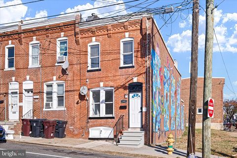 Townhouse For Sale - 1301 Lancaster Avenue<br/> WILMINGTON, DE 19805