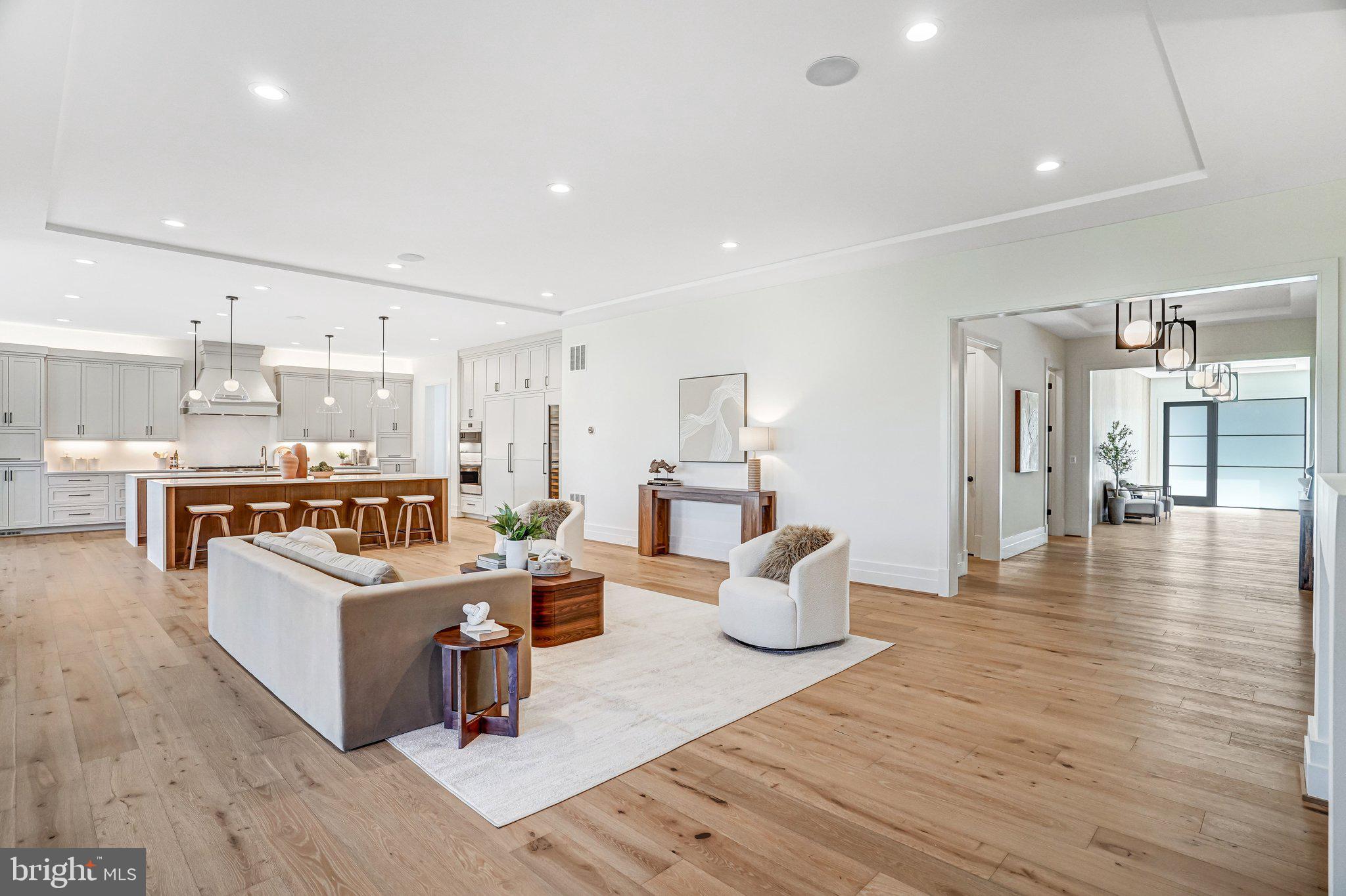 COUNTRY ACRES - Residential