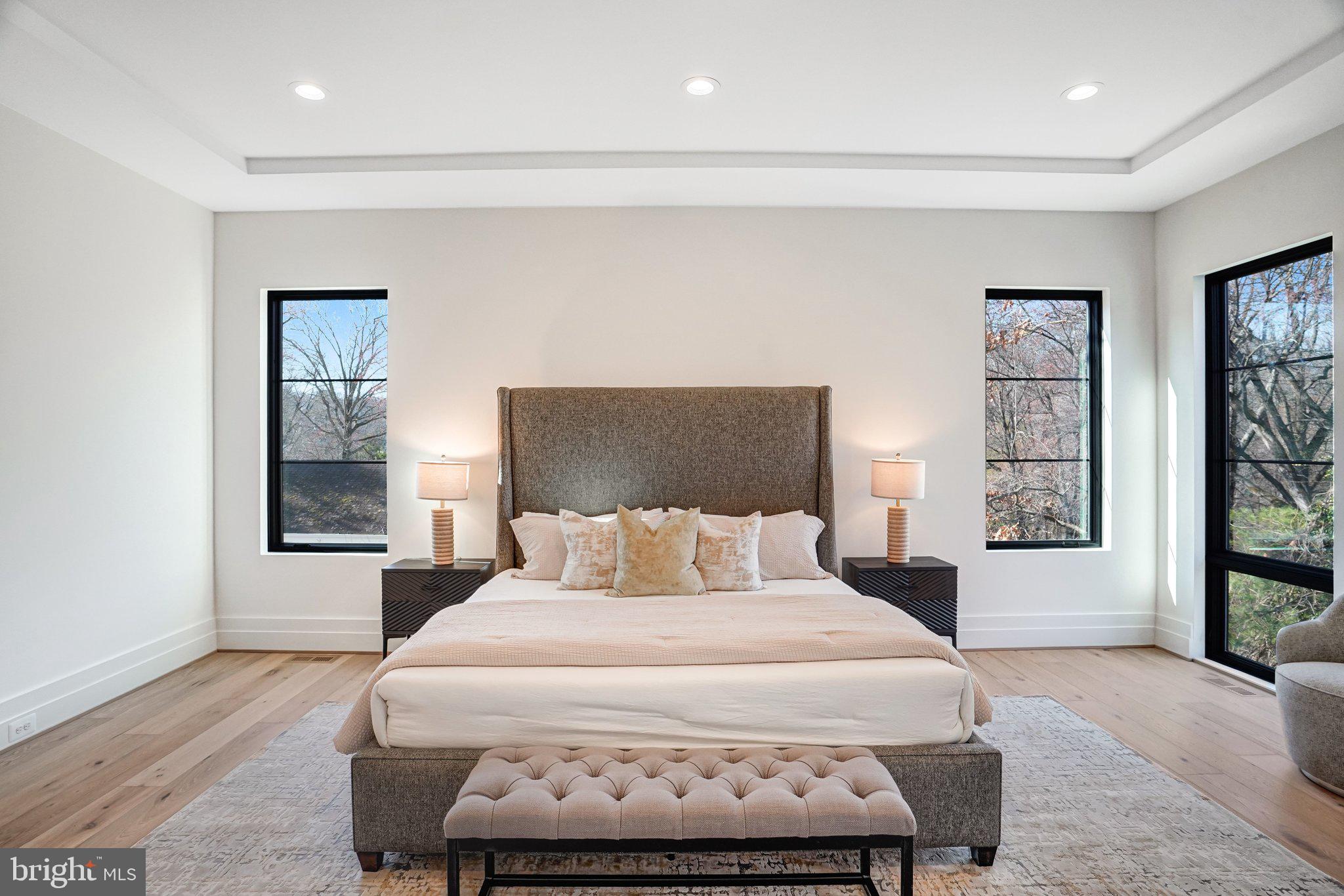 COUNTRY ACRES - Residential