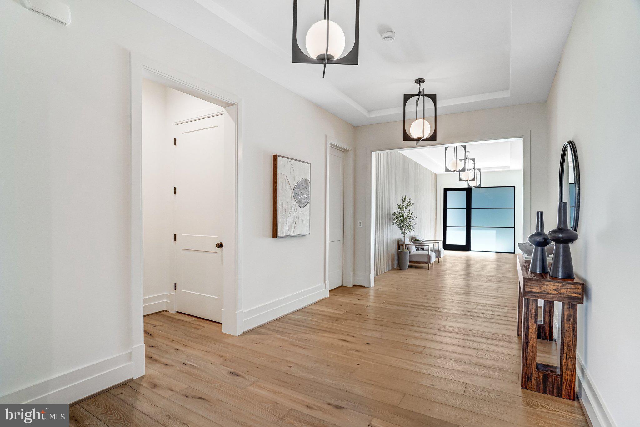 COUNTRY ACRES - Residential