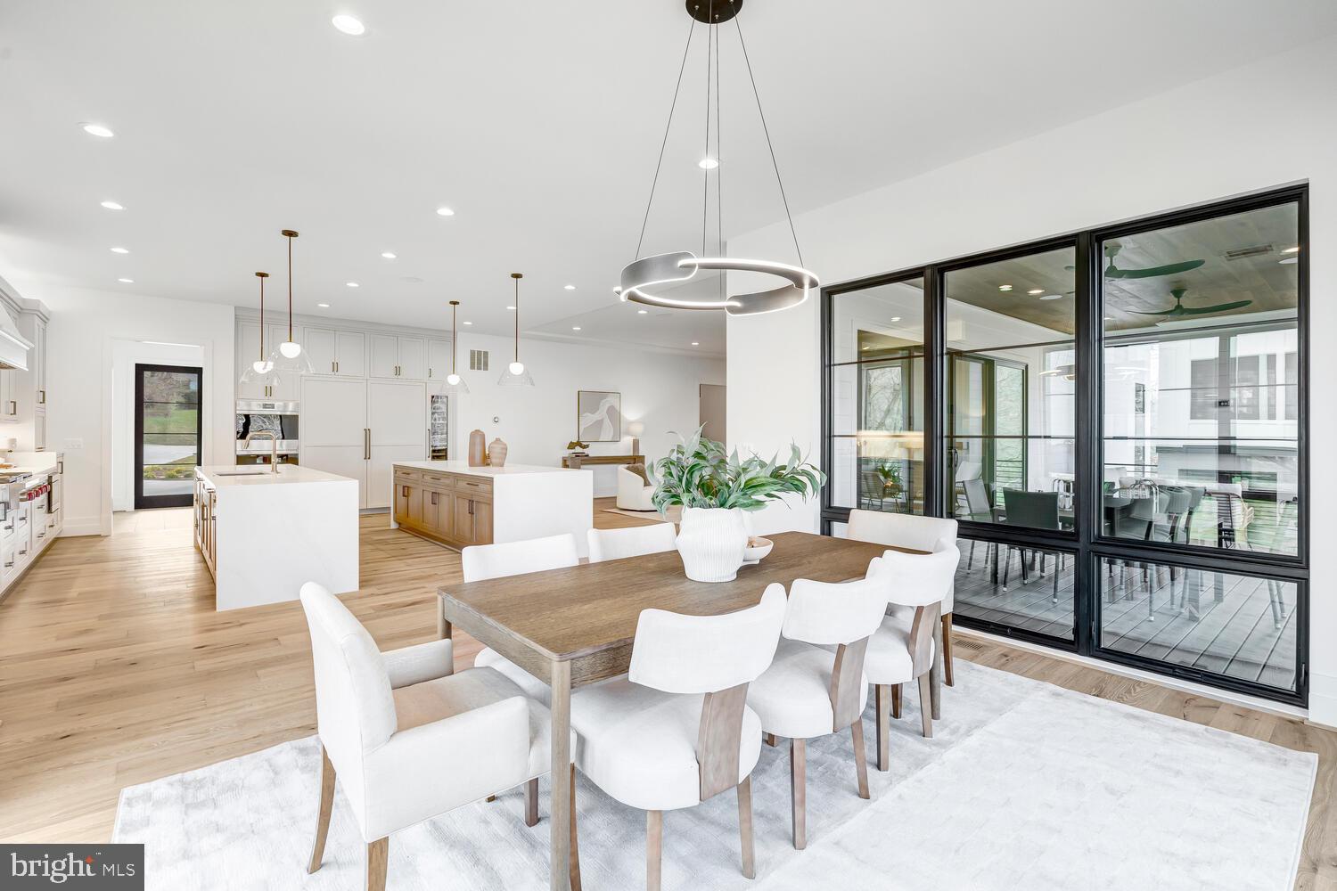 COUNTRY ACRES - Residential