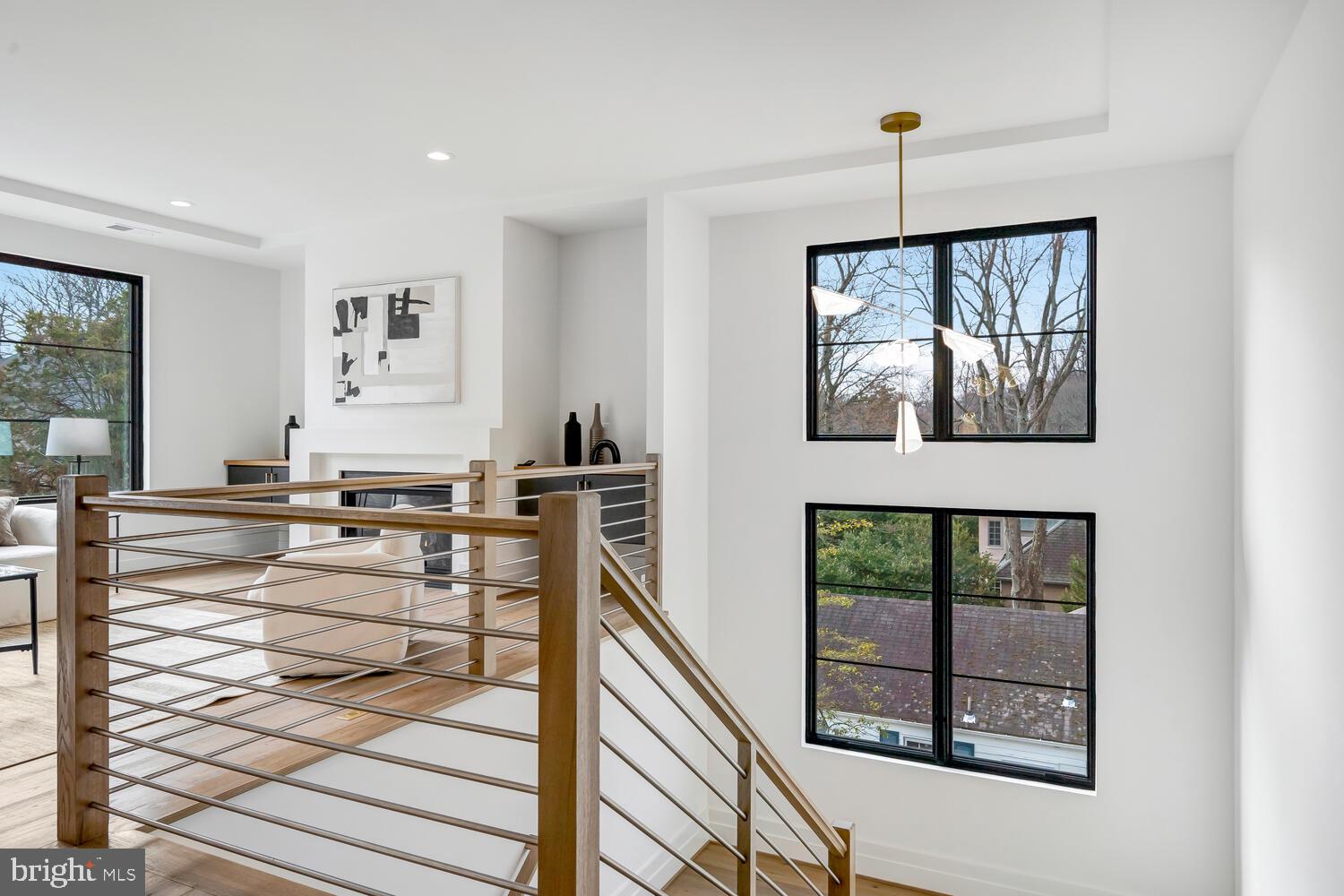 COUNTRY ACRES - Residential