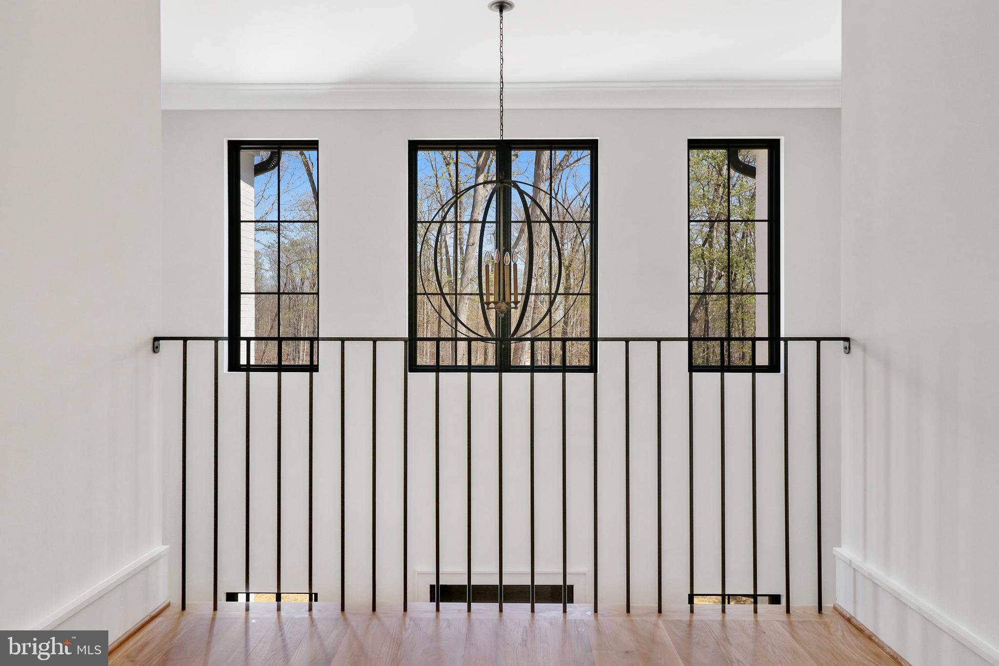 COUNTRY ACRES - Residential