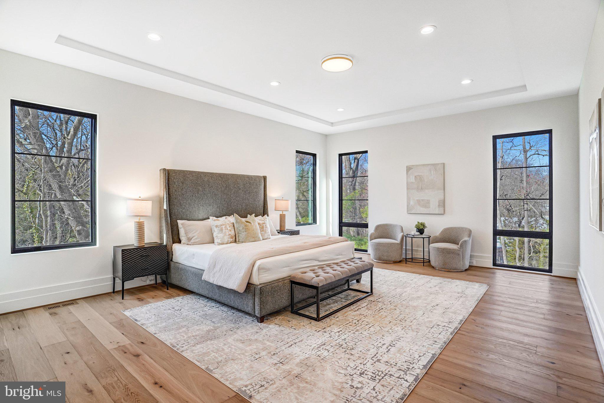 COUNTRY ACRES - Residential