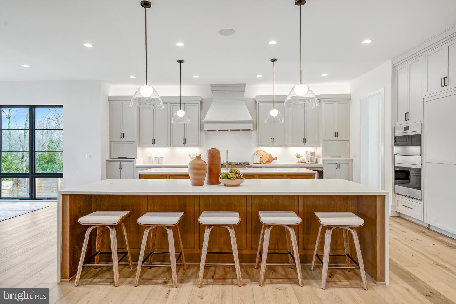 COUNTRY ACRES - Residential