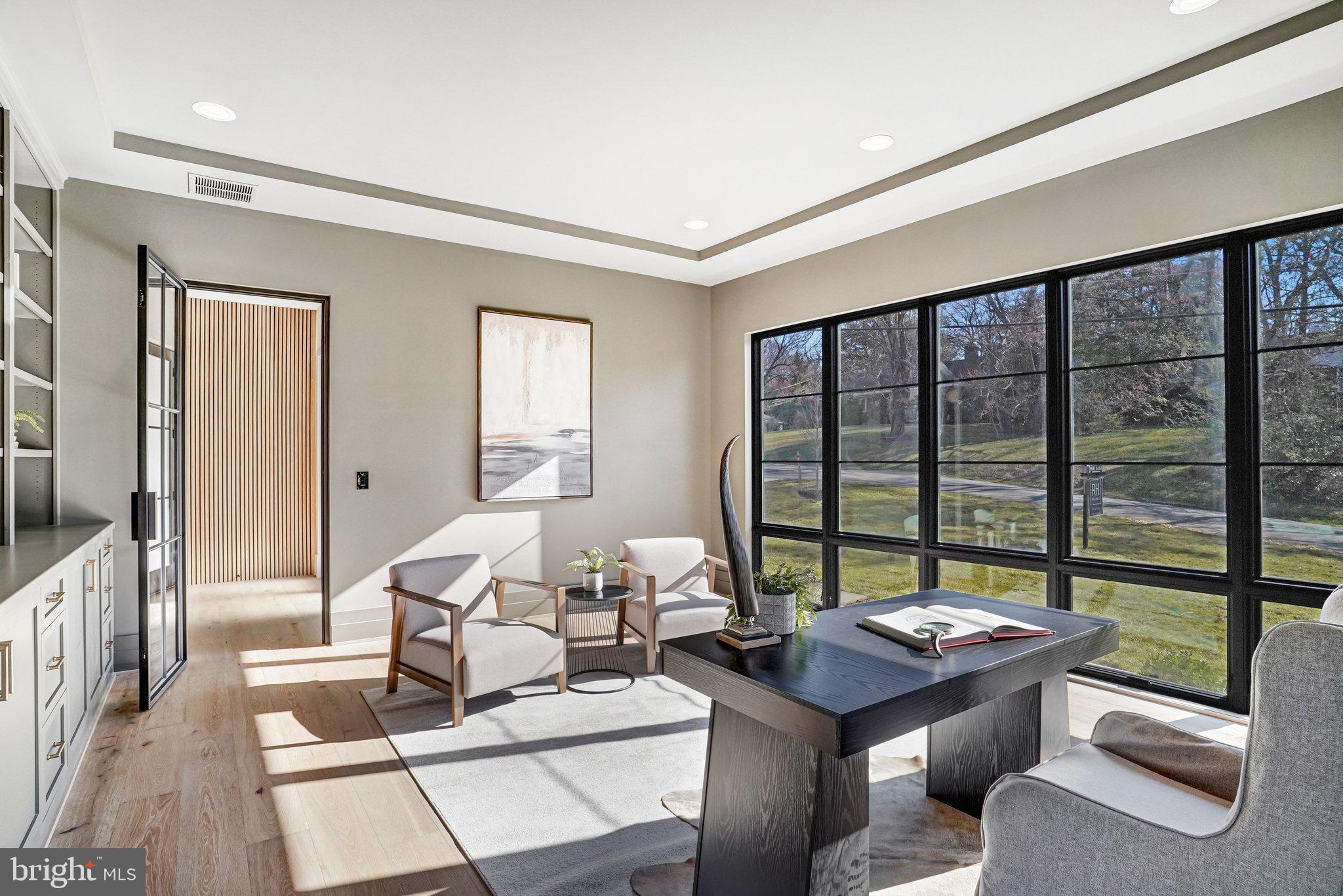 COUNTRY ACRES - Residential