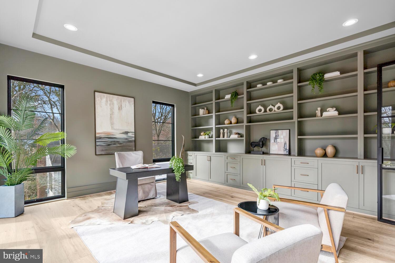 COUNTRY ACRES - Residential