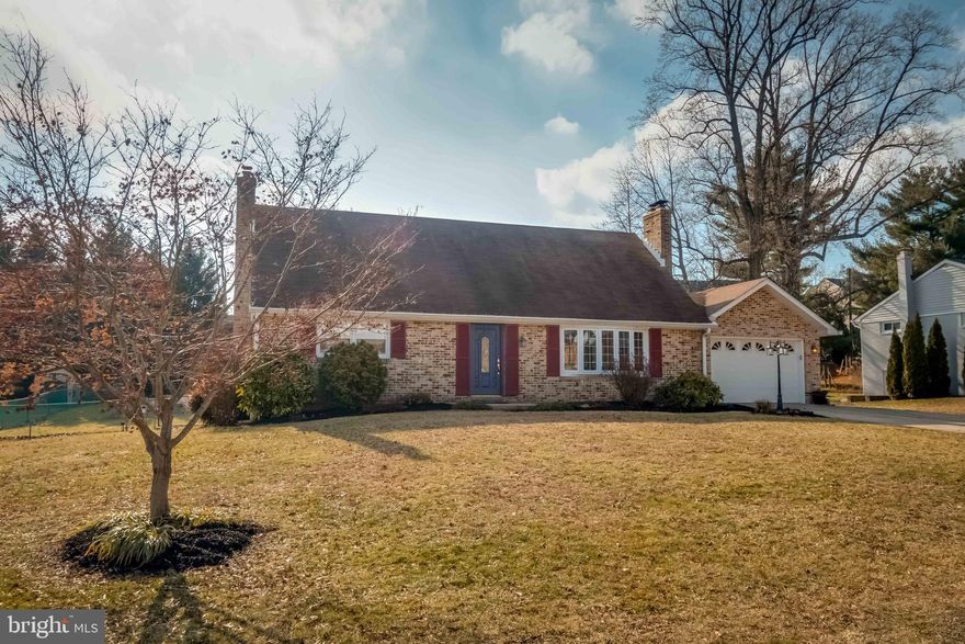 LARGE 4 BEDROOM CAPE COD WITH EVERYTHING IN GREENRIDGE! PRIVATE DRIVE ATTACHED OVERSIZED & INSULATED GARAGE! MAIN LEVEL FEATURES UPGRADED KITCHEN W/BUILTINS, BAR, GAS COOKING, DINING ROOM,  LARGE LIVING ROOM W/FIREPLACE, 2 BEDROOMS AND A FULL BATH! 2ND LEVEL HAS 2 LARGE BEDROOMS WITH BRAND NEW CARPET AND A 2ND FULL BATH! DUAL ZONED HEAT.
LOWER LEVEL HAS LARGE OPEN FAMILY ROOM FOR ENTERTAINING AND FUN. SEPARATE UTILITY/LAUNDRY AREA.  WHAT A BACKYARD-LARGE 15X16 TREX DECK, SHED 18X12, AND A 20X40 INGROUND POOL. THIS ONE HAS IT ALL AND HAS JUST BEEN CONVERTED FROM SEPTIC TO PUBLIC SEWER, COMPLETELY PAID BY SELLER NO CARRYOVER CHARGES FOR NEW PURCHASER. EVERYTHING DONE WELL, EVERYTHING DONE RIGHT.