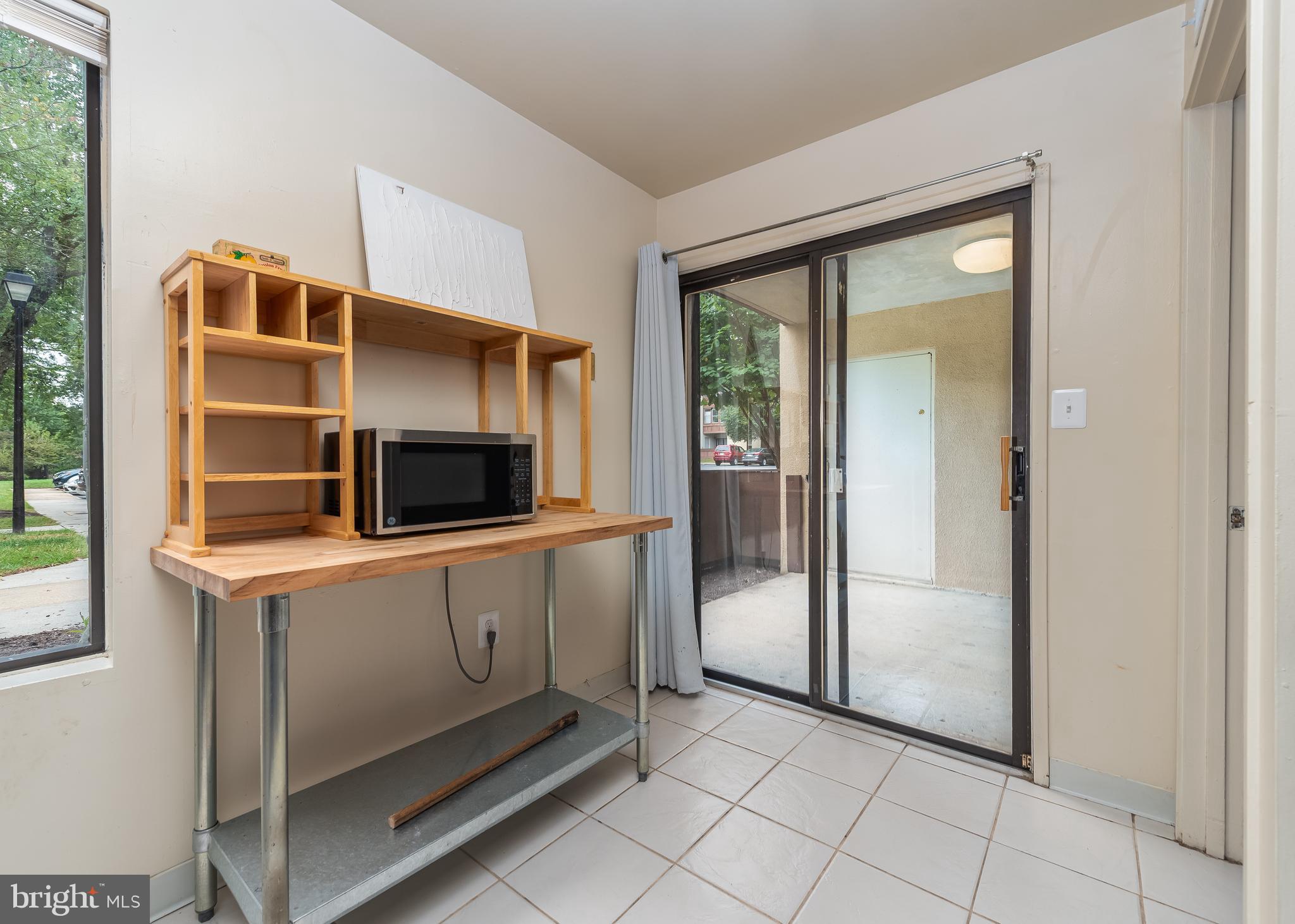 OAKLAND MILLS - Residential