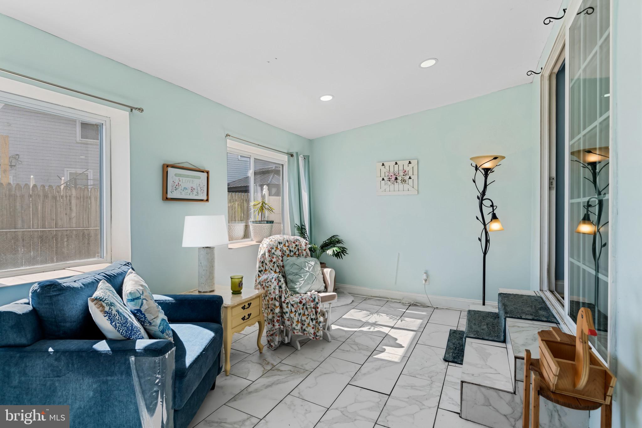 EDGEMERE/SPARROWS POINT - Residential