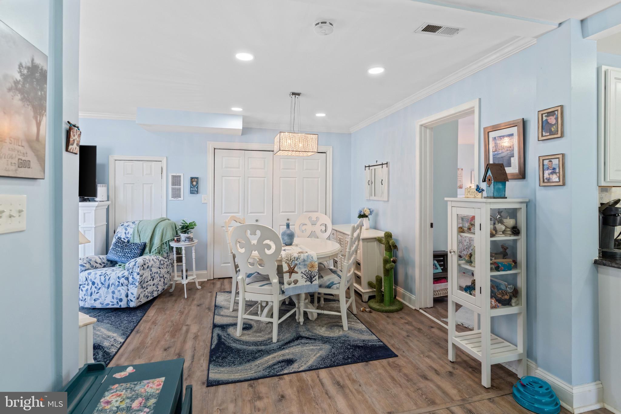 EDGEMERE/SPARROWS POINT - Residential