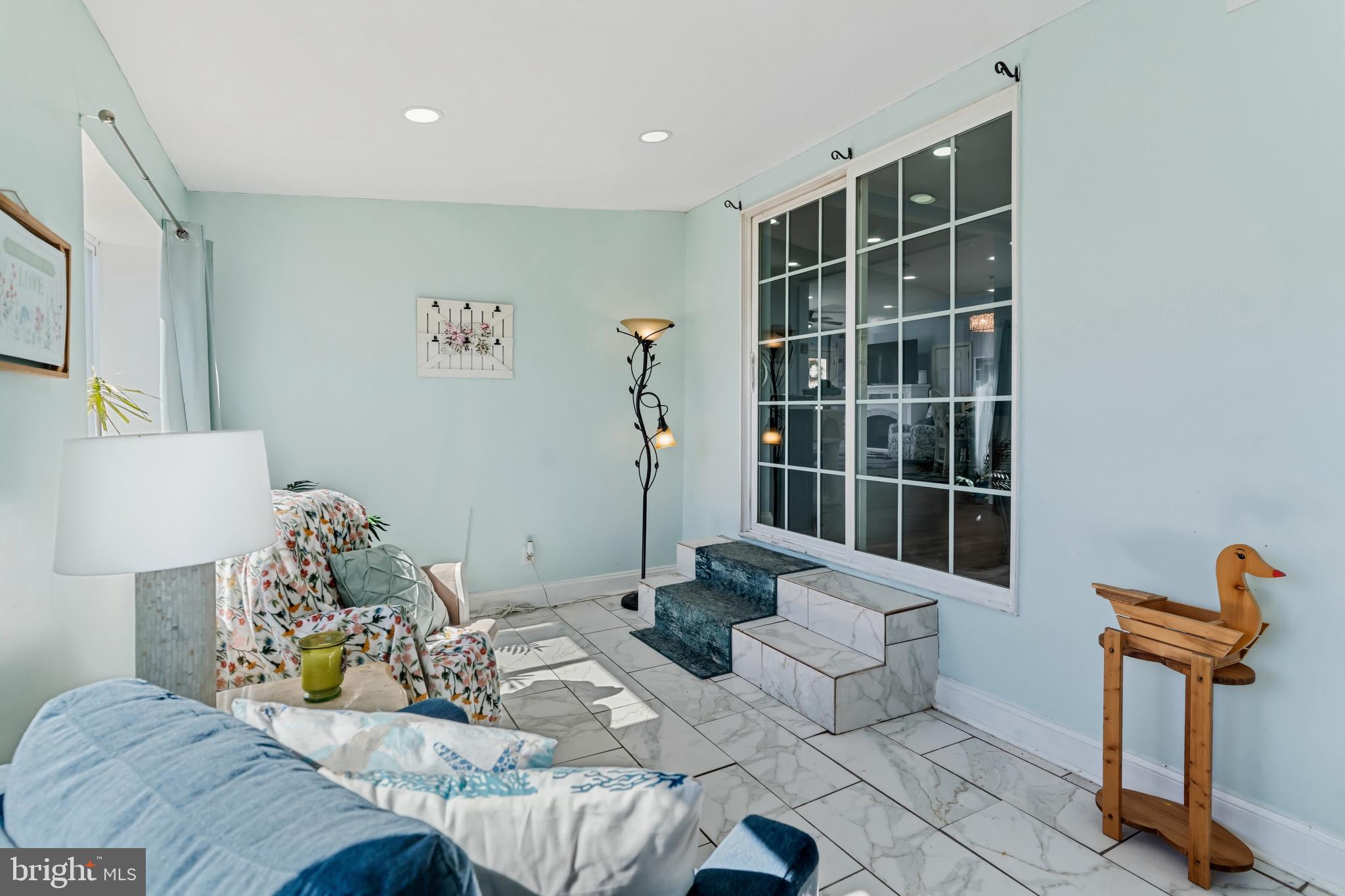 EDGEMERE/SPARROWS POINT - Residential