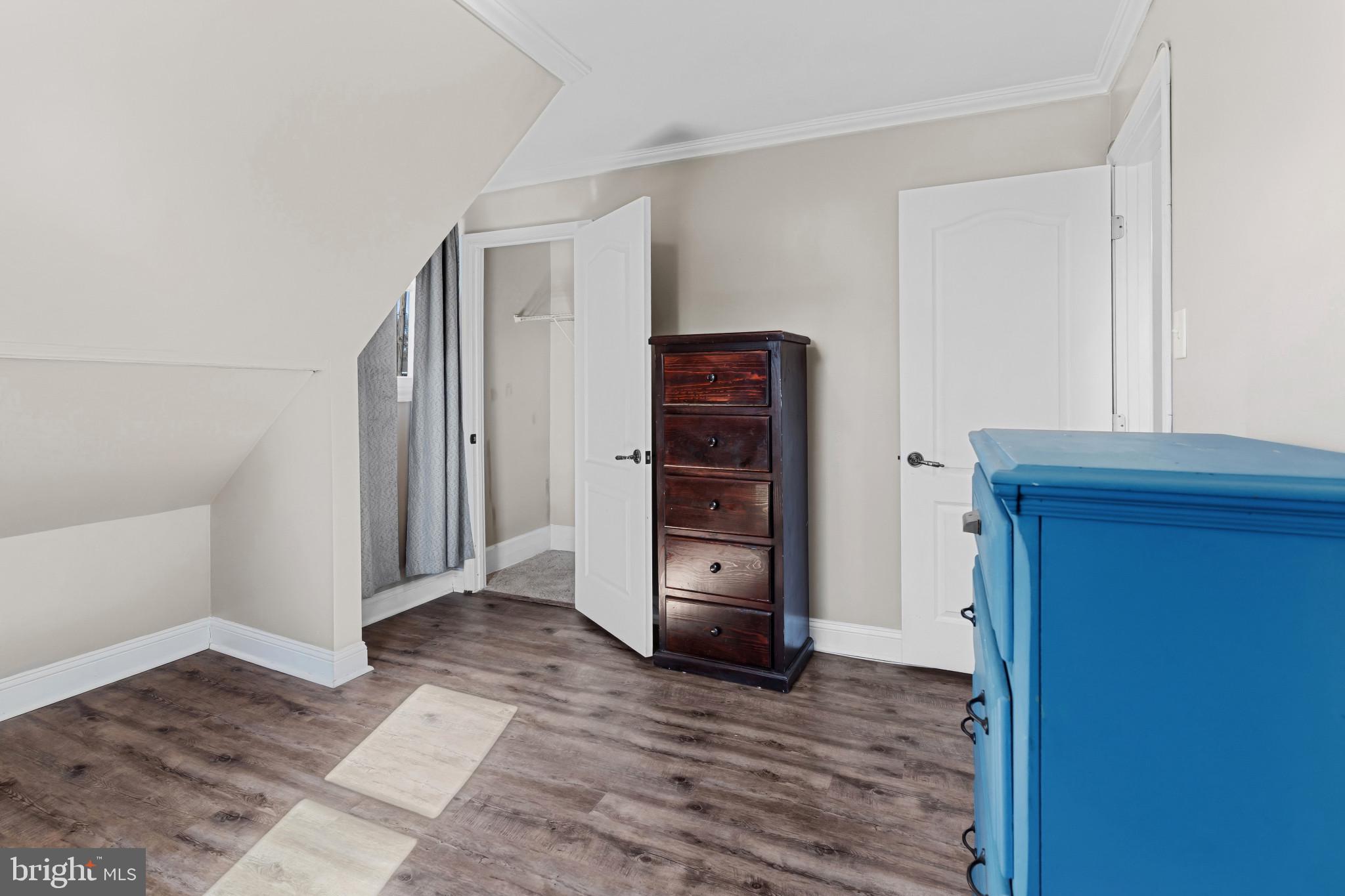 EDGEMERE/SPARROWS POINT - Residential